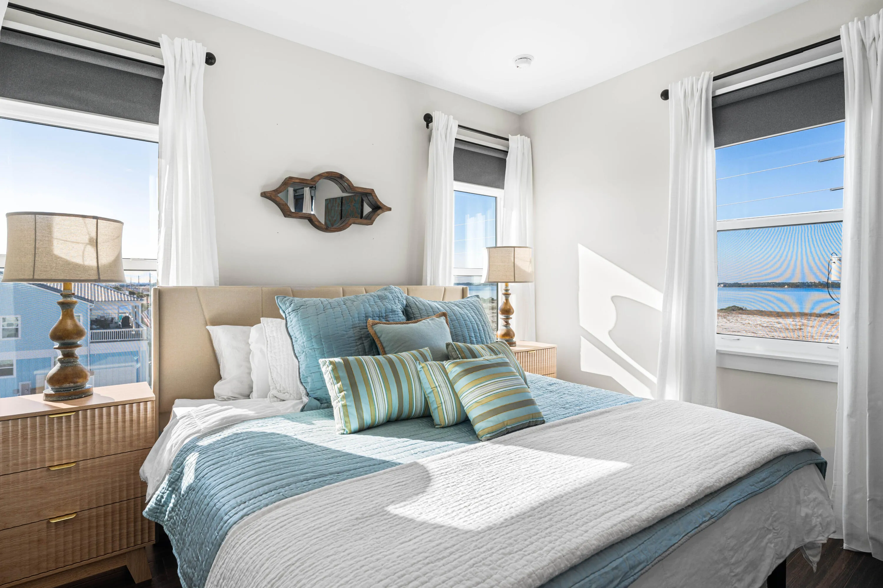 Navarre, Florida 32566, United States, 4 Bedrooms Bedrooms, ,4 BathroomsBathrooms,Residential,Active,79369