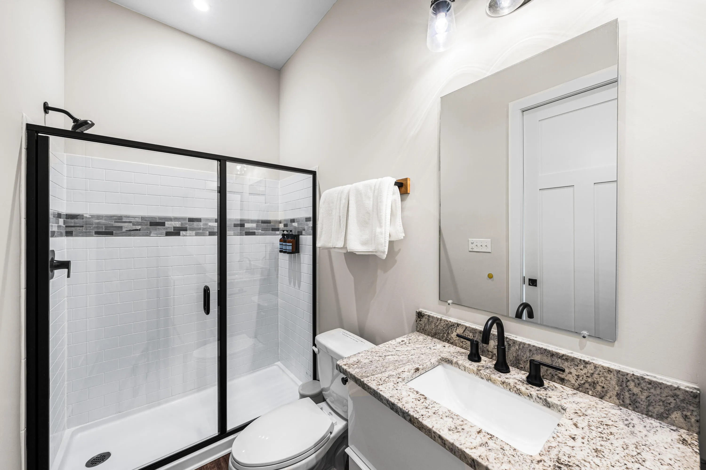 Navarre, Florida 32566, United States, 4 Bedrooms Bedrooms, ,4 BathroomsBathrooms,Residential,Active,79369