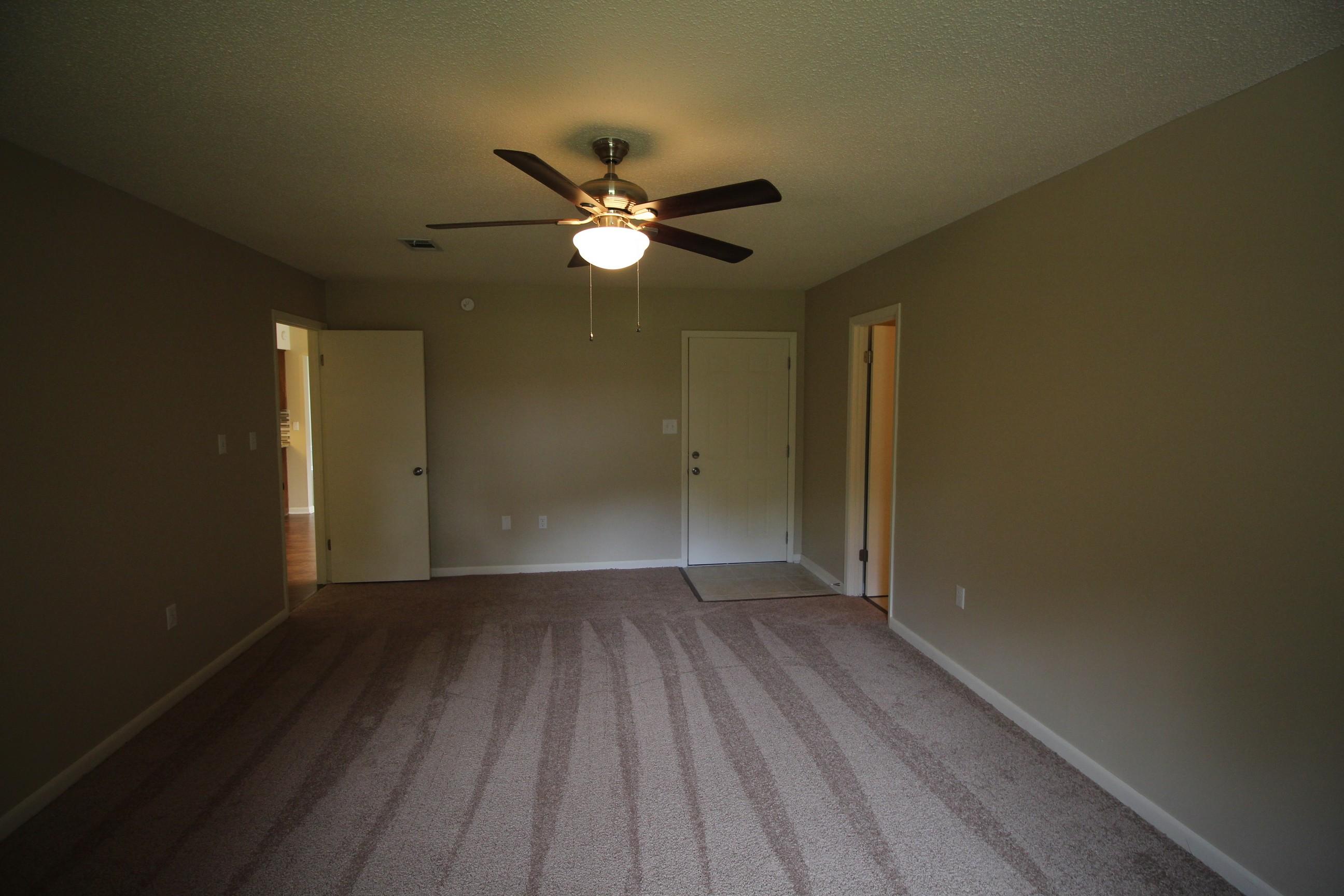 KENNEDY LAKES 1ST ADDN 2 - Residential