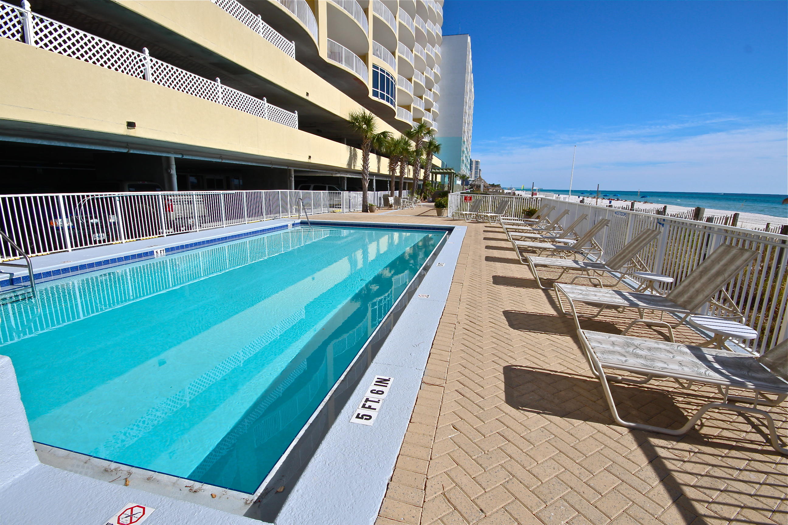 EMERALD ISLE - Residential