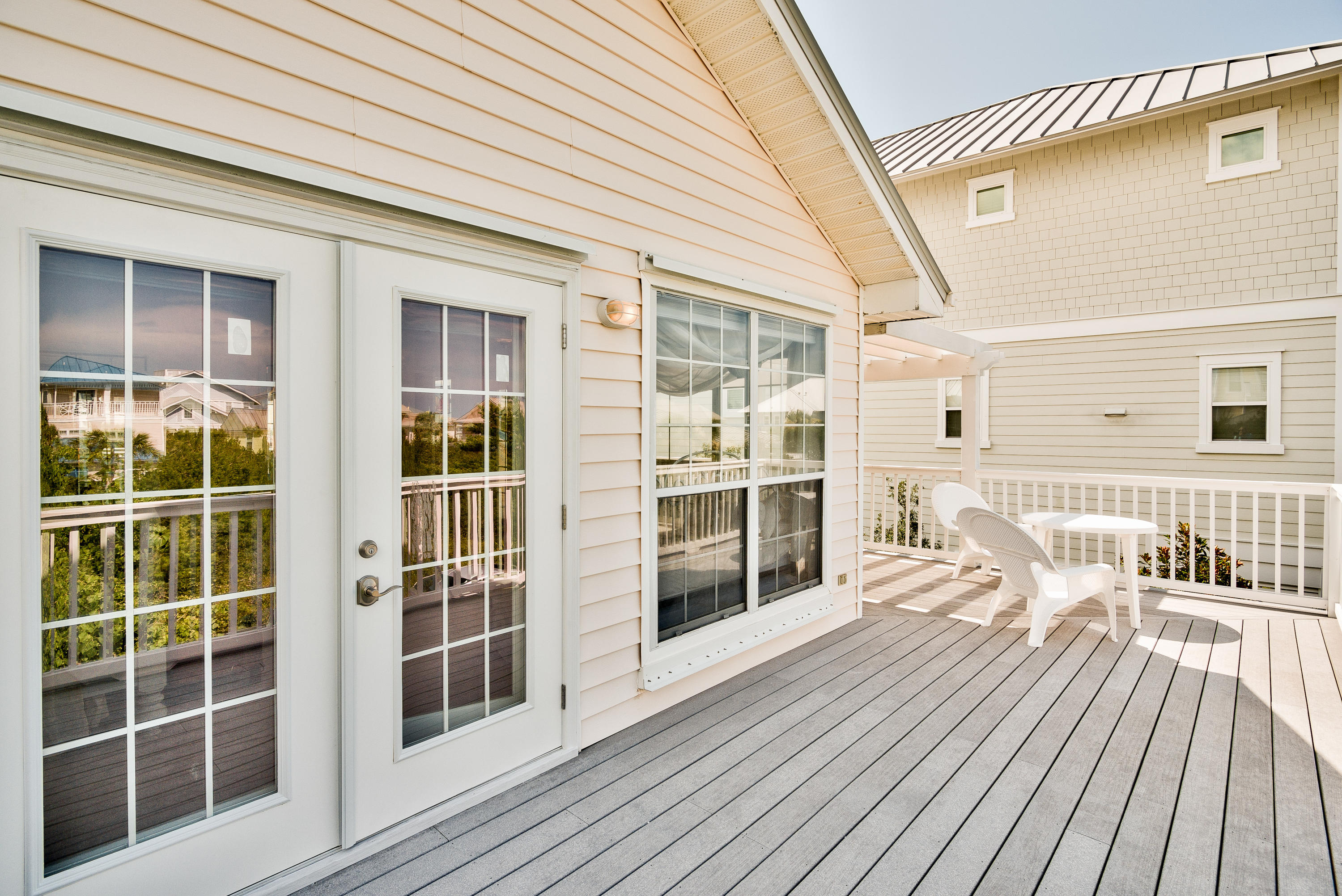 OLD FLORIDA BEACH - Residential