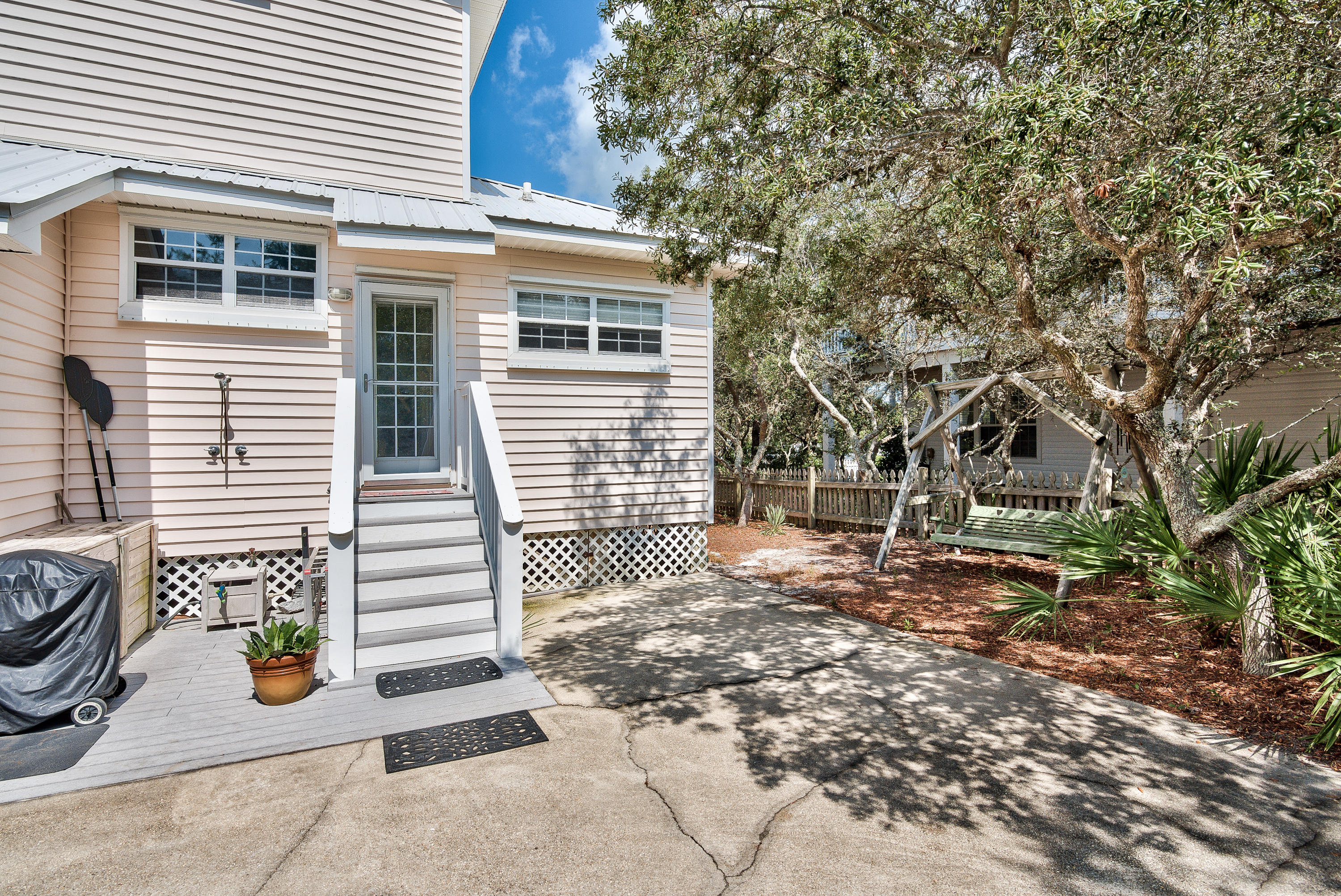 OLD FLORIDA BEACH - Residential