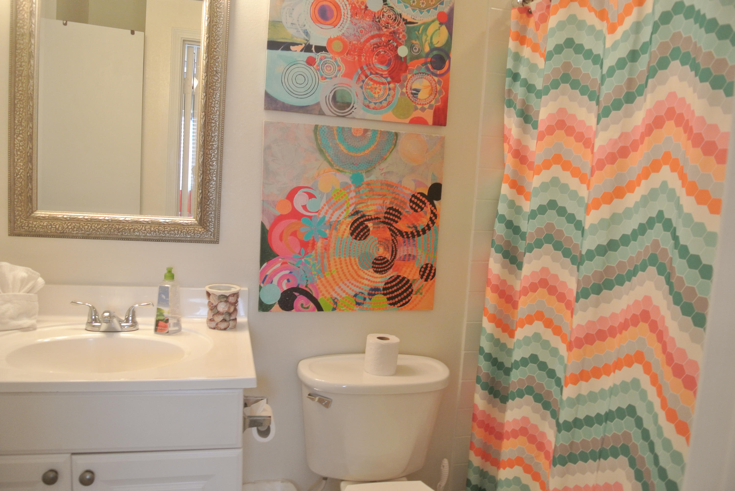 SUMMER BREEZE CONDO - Residential