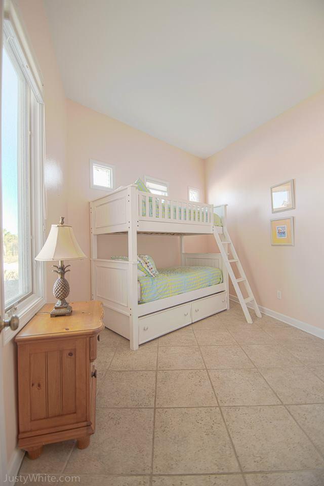 HOLIDAY ISLE - Residential