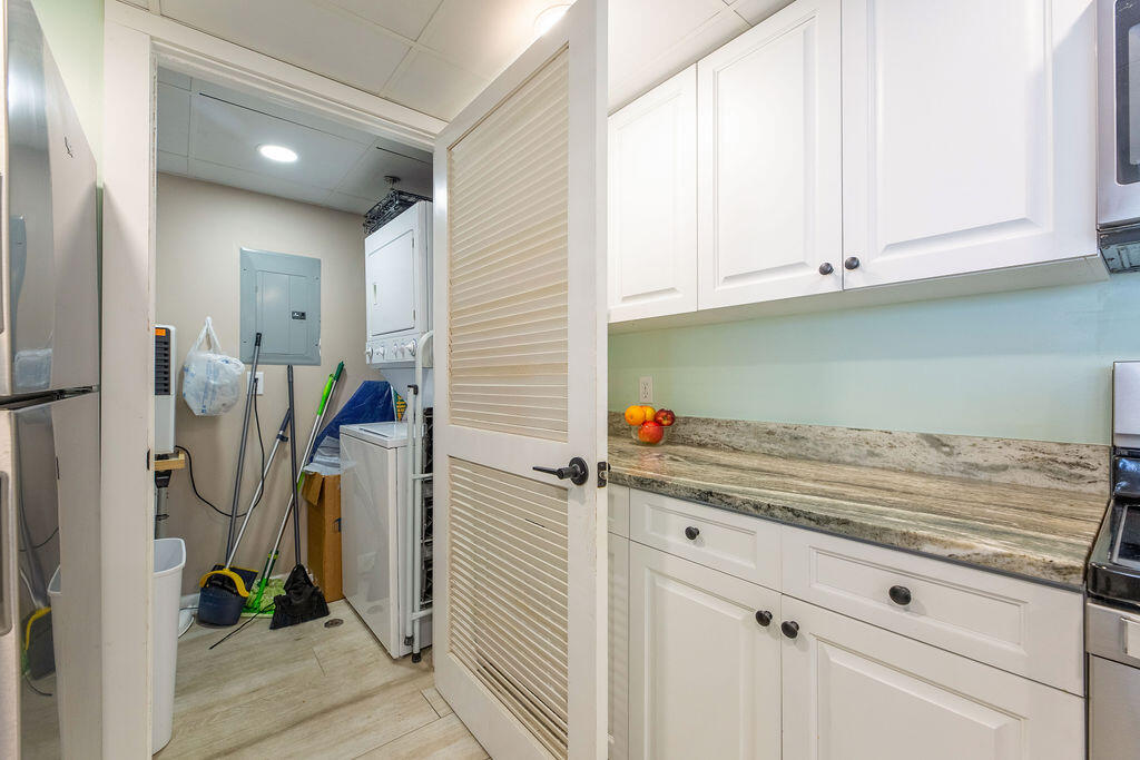 Long Beach Towers (tower 1) - Residential