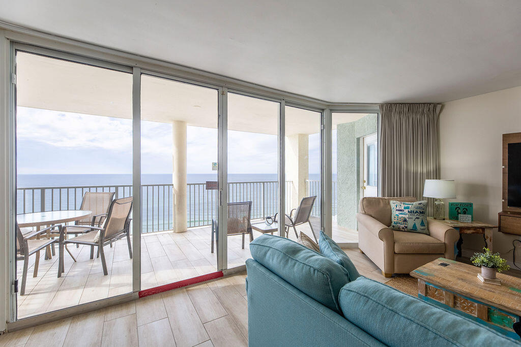 Long Beach Towers (tower 1) - Residential