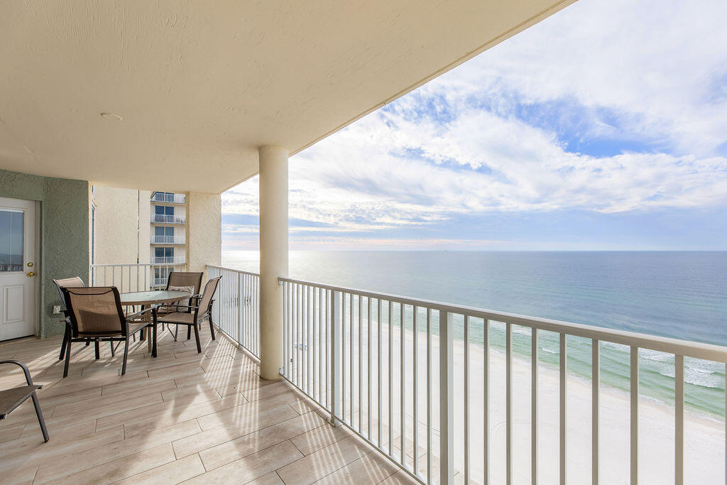 Long Beach Towers (tower 1) - Residential