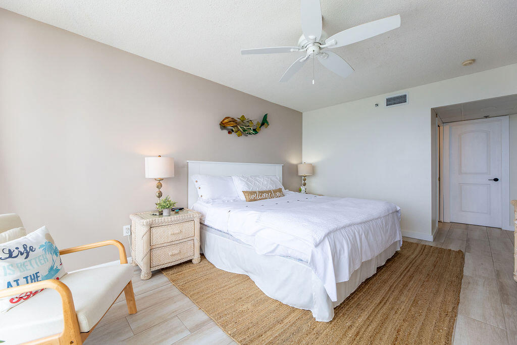 Long Beach Towers (tower 1) - Residential