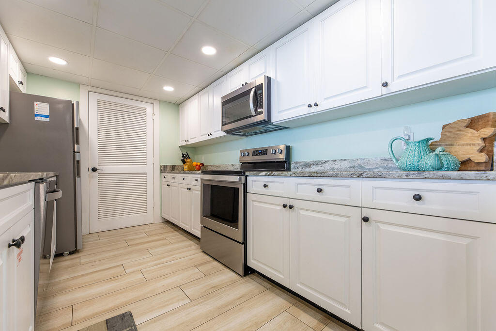 Long Beach Towers (tower 1) - Residential