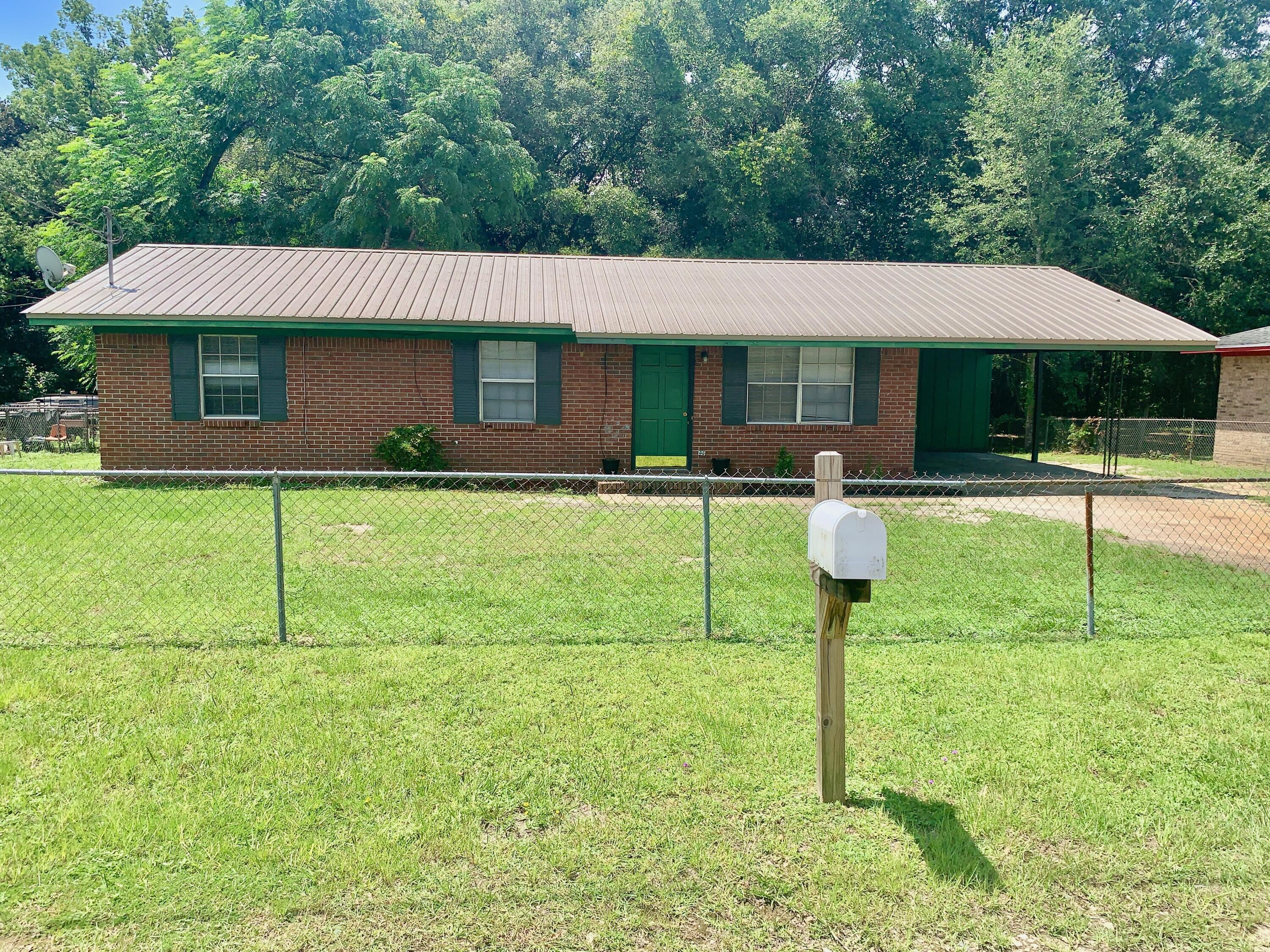 🏡 3-Bedroom Brick Home in DeFuniak SpringsThis 3-bedroom, 1-bath brick home is tucked away in one of Florida's most peaceful small towns. Located just a short drive from the breathtaking beaches of the Emerald Coast, this home offers the best of both worlds: small-town charm and easy access to the Gulf.✨ Features You'll Love: 3 bedrooms and 1 full bath - perfect for homeowners or investors; A shady, fenced-in backyard with wooded privacy - ideal for pets, kids, or simply relaxing outdoors; Long-term rental history with high demand - a great option for investors; Easy access to shops, restaurants, and local parks;Whether you're looking for a place to call home or an income-producing rental, this property is full of potential. Schedule your tour today!