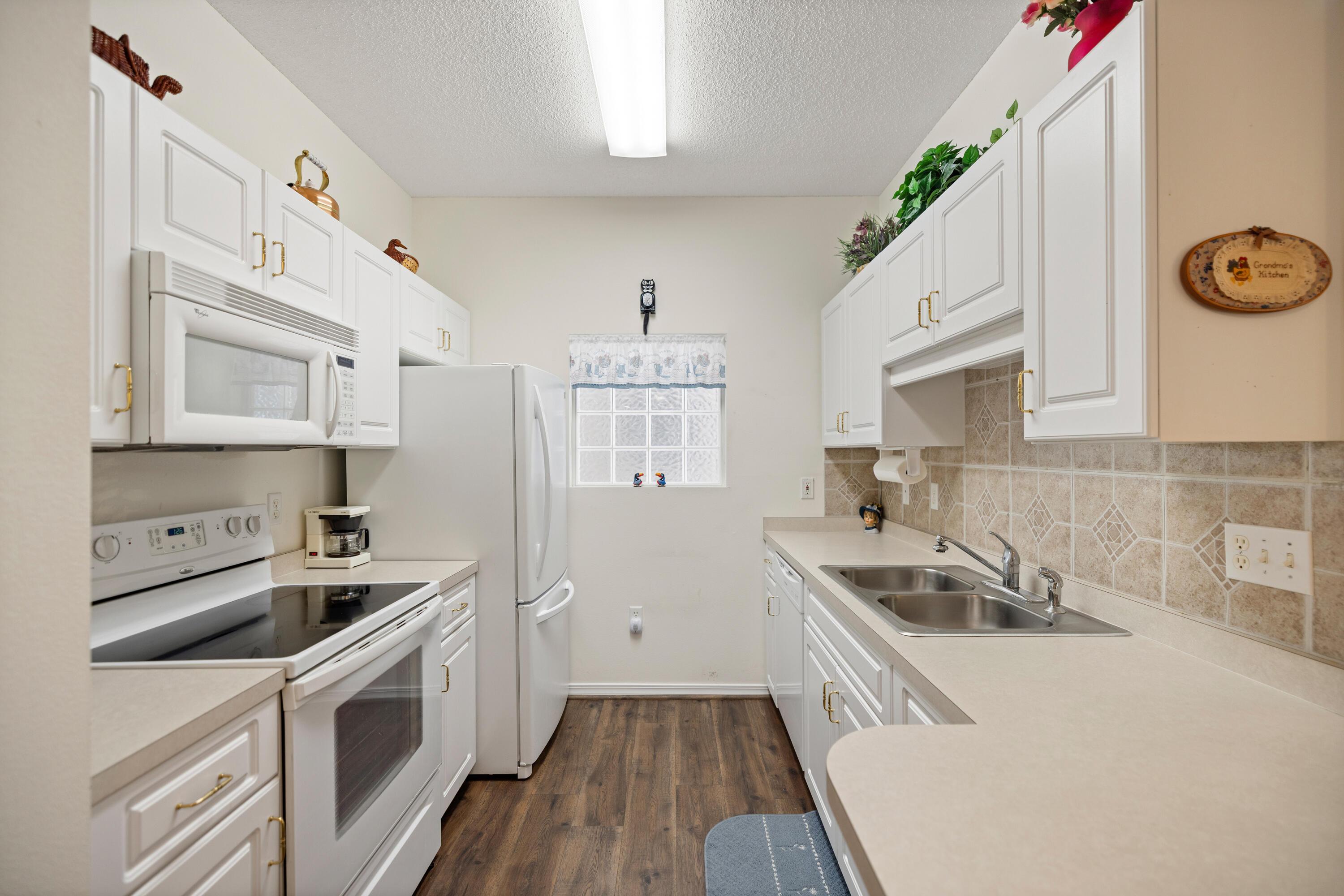 THE OAKS AT NICEVILLE - Residential