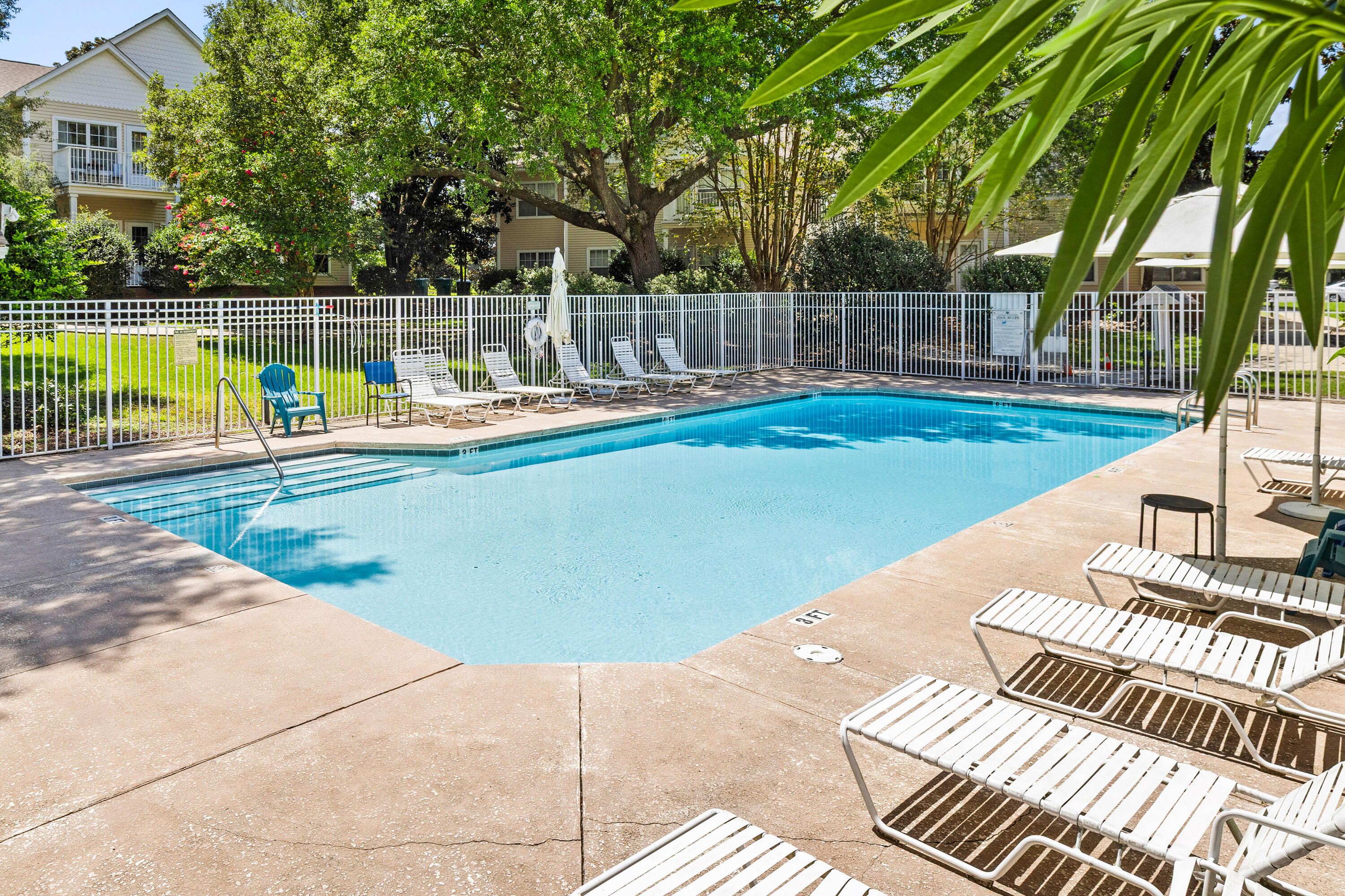 THE OAKS AT NICEVILLE - Residential