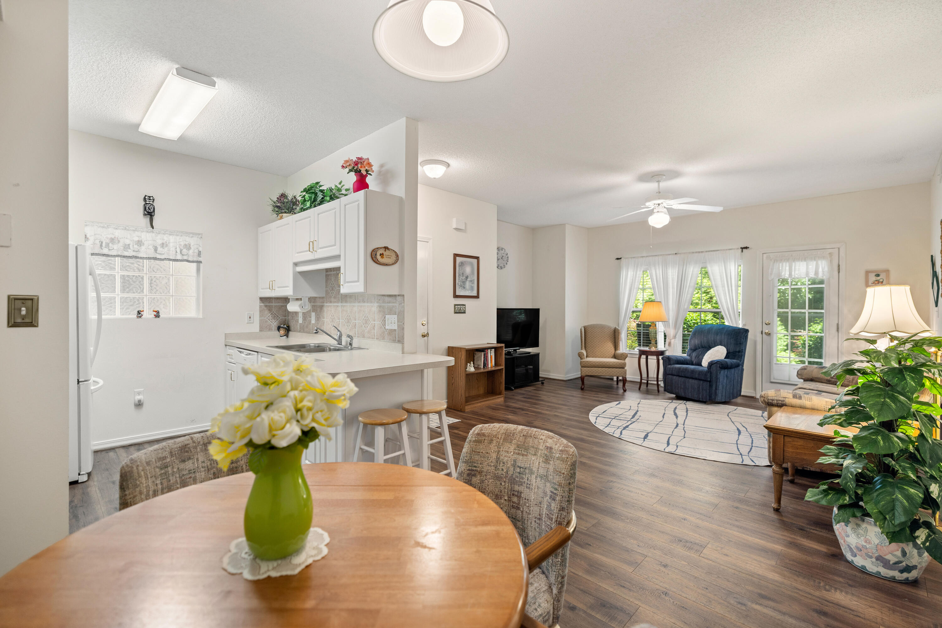 THE OAKS AT NICEVILLE - Residential