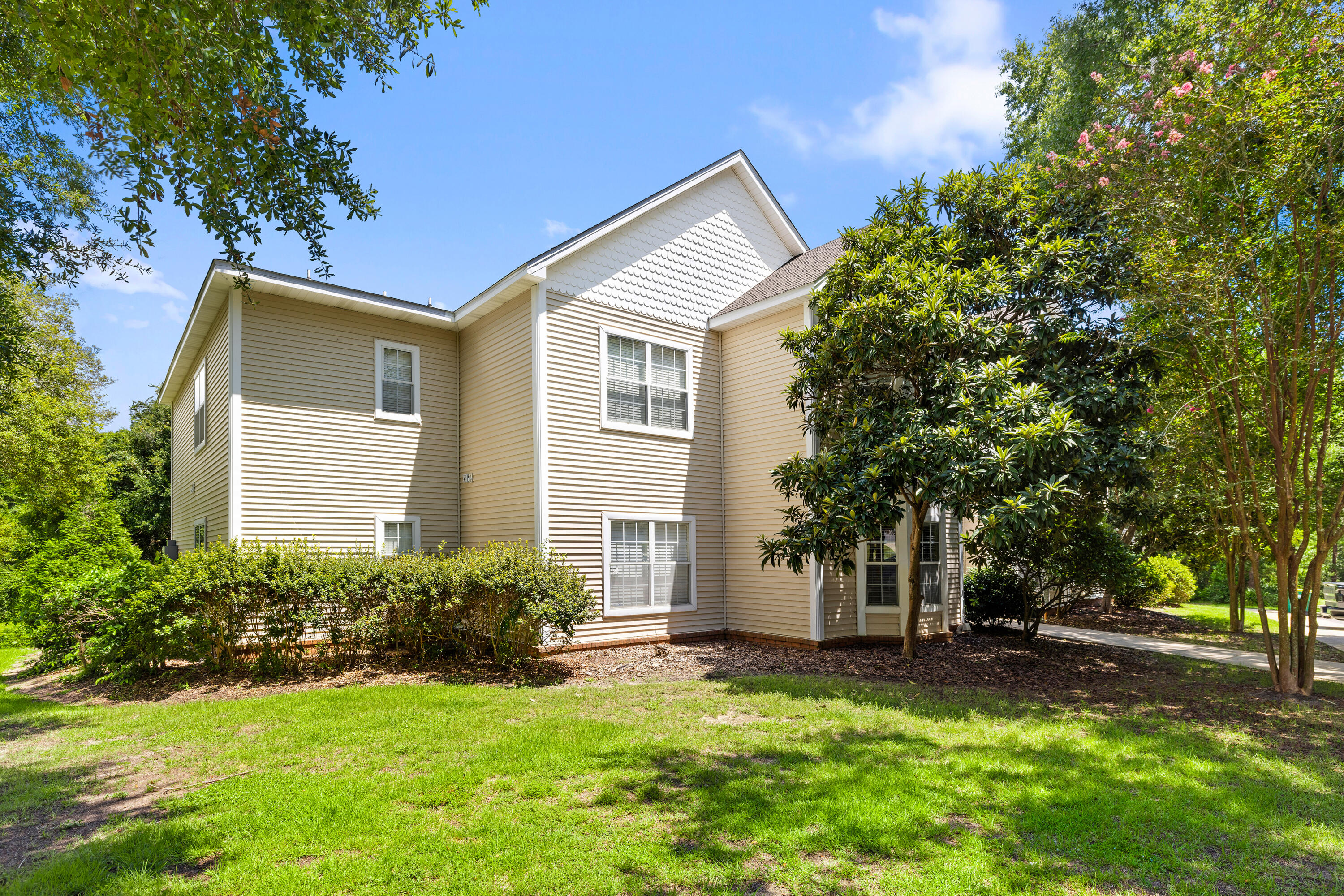 THE OAKS AT NICEVILLE - Residential