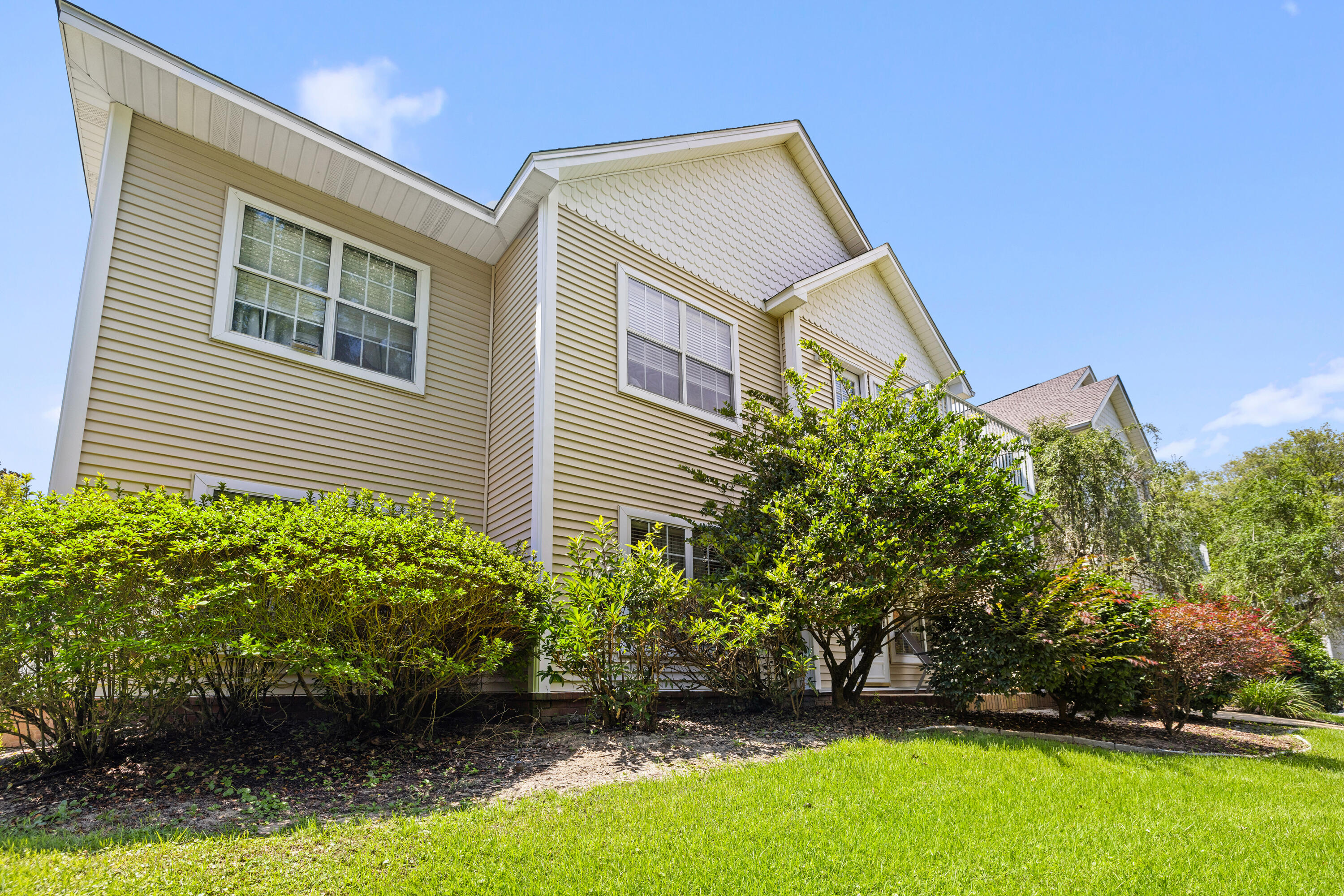THE OAKS AT NICEVILLE - Residential