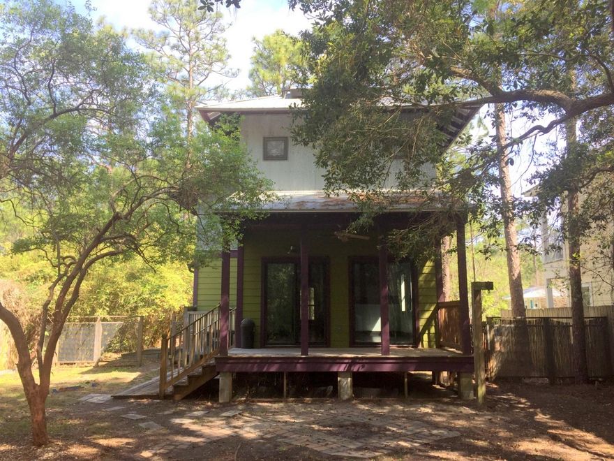 reo.Great opportunity property! This stylish Florida cottage home has a lovely wooded lot and is located blocks from the bay and close to beaches. Nearby entertainment, shopping, and eateries will compete your Florida lifestyle! Home boasts 3 bedrooms, 3 bathrooms, and an open main living area. Don't miss this adorable property. Call today for a private showing!