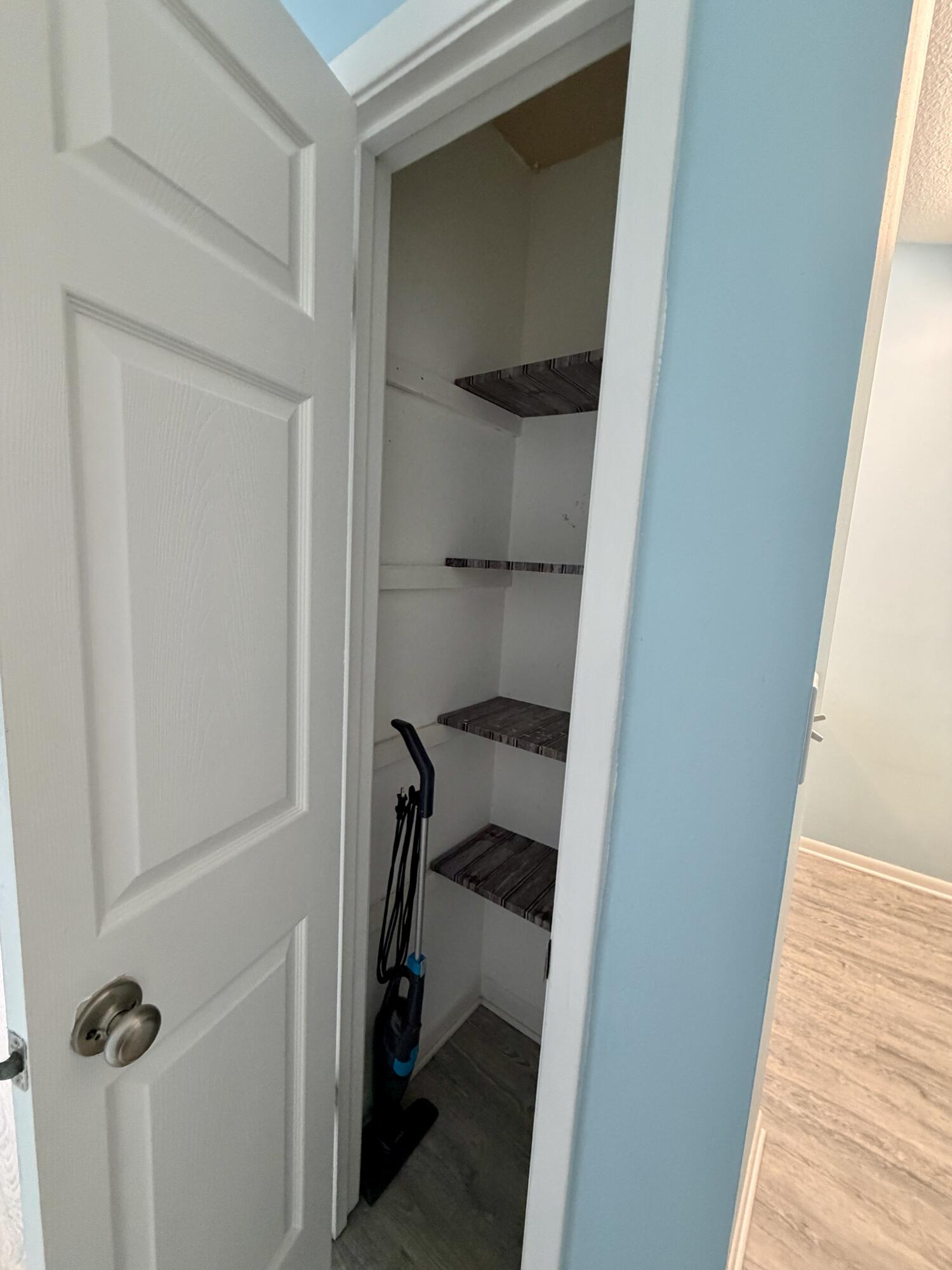 CHINAS COVE - Residential