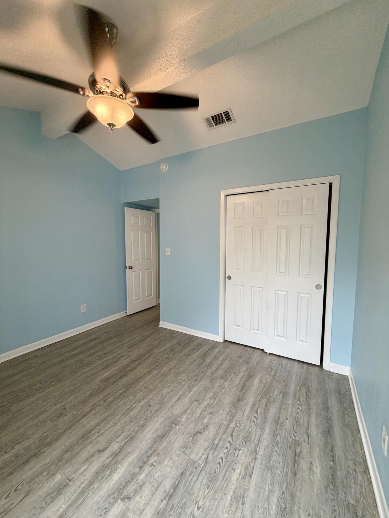 CHINAS COVE - Residential