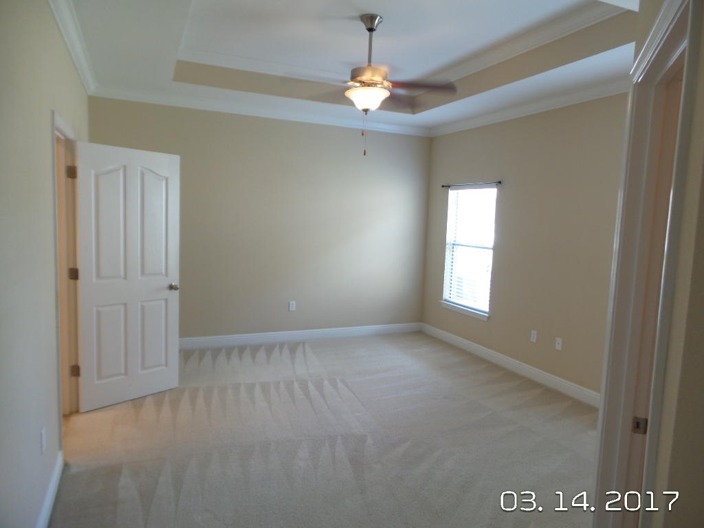 ROLLING RIDGE - Residential Lease