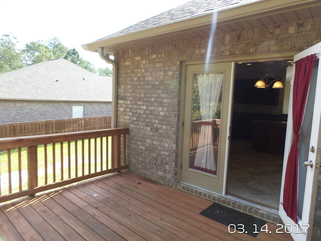 ROLLING RIDGE - Residential Lease