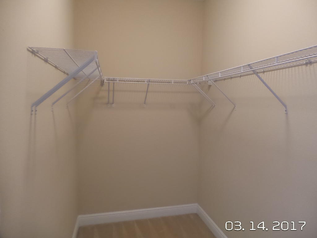 ROLLING RIDGE - Residential Lease