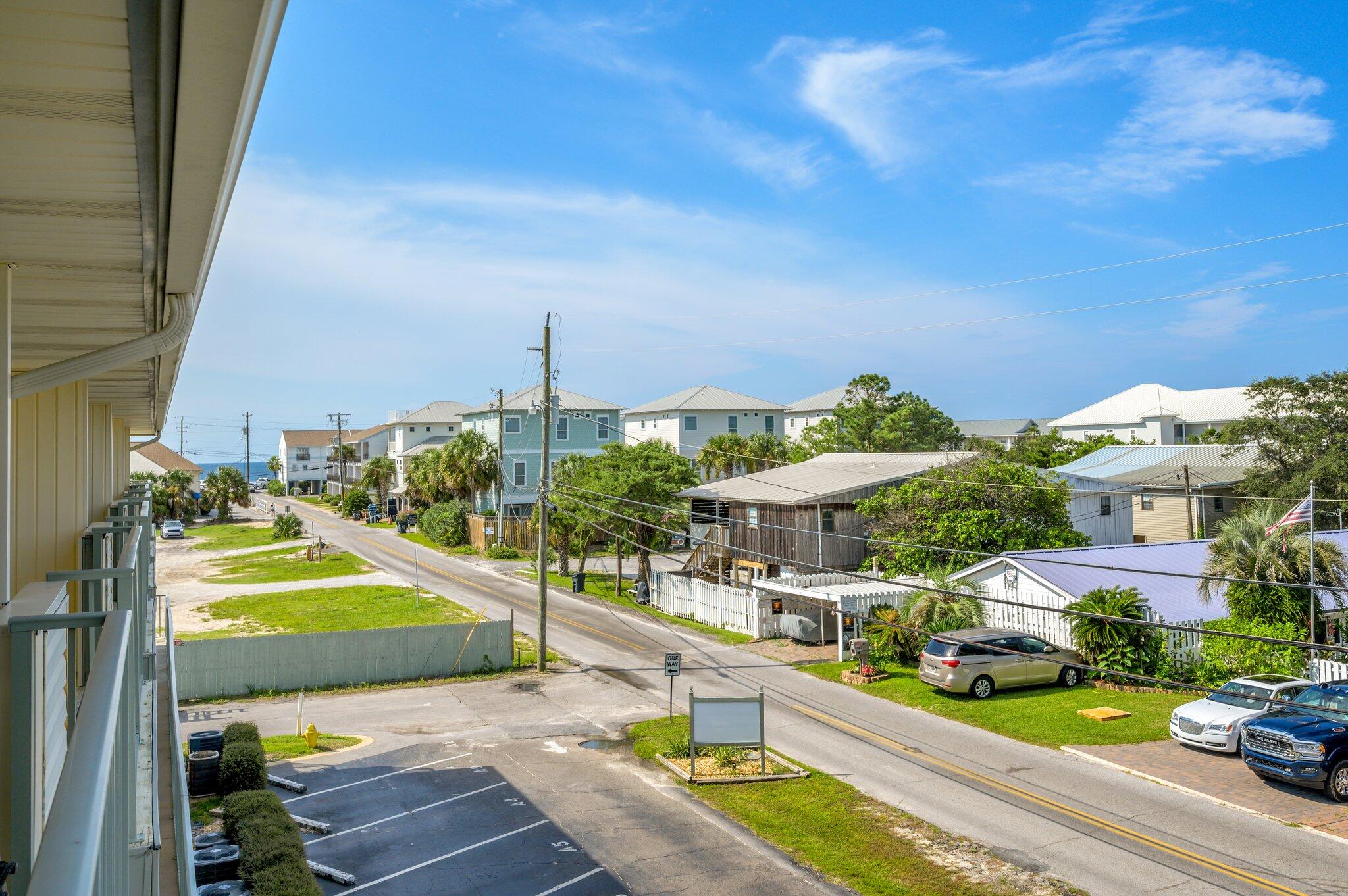 SANDPRINTS CONDO - Residential