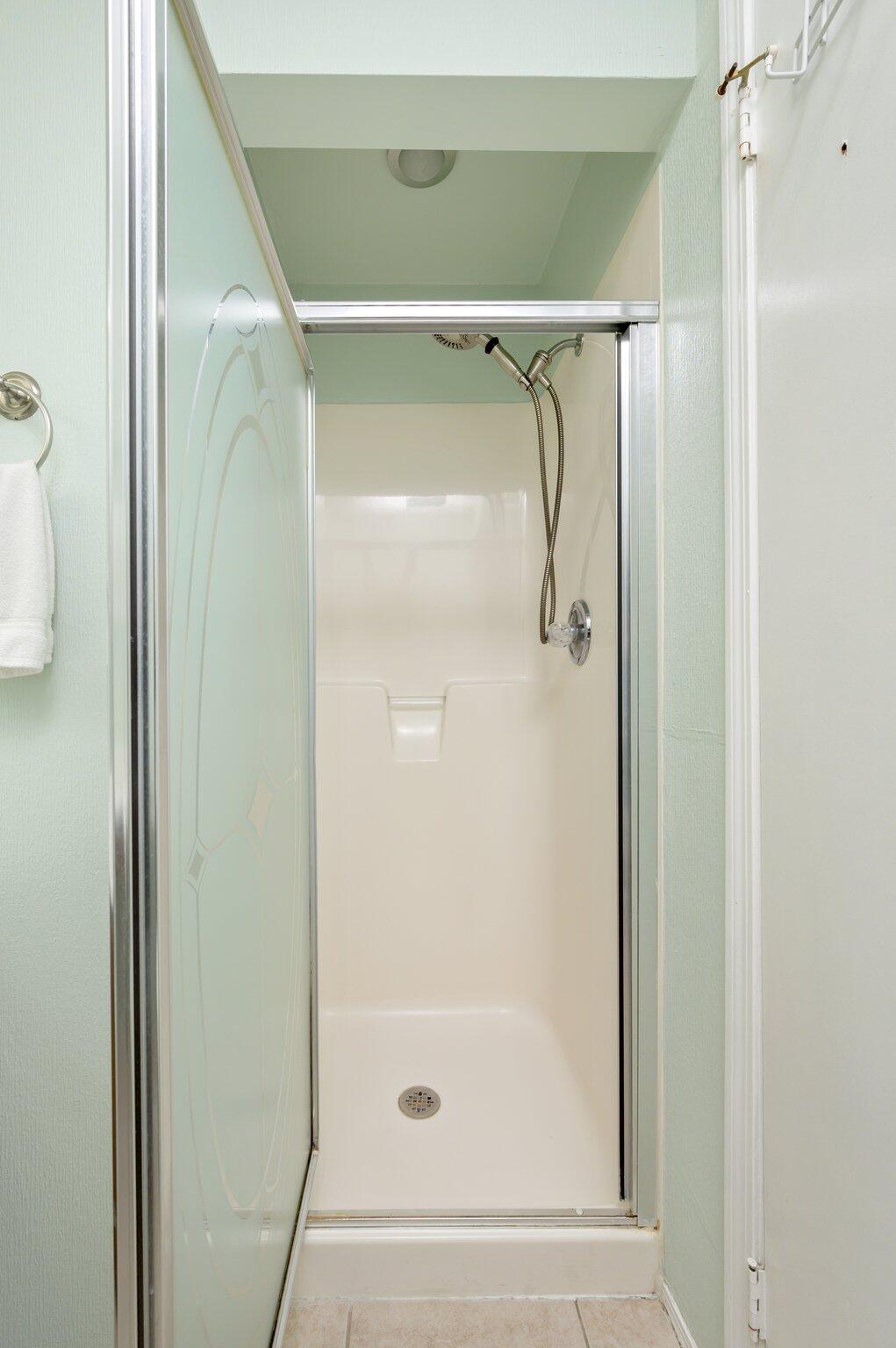 SANDPRINTS CONDO - Residential