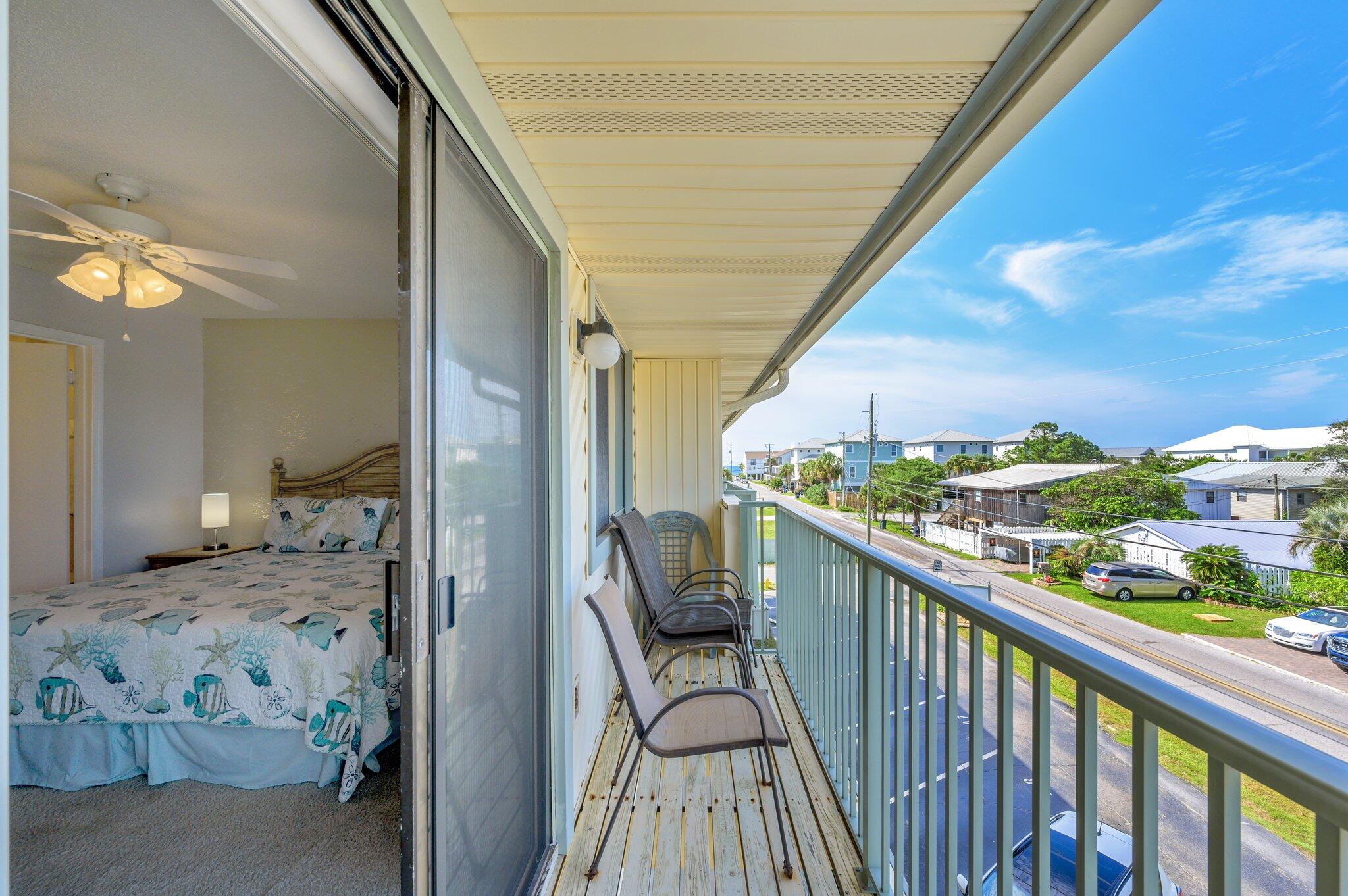 SANDPRINTS CONDO - Residential