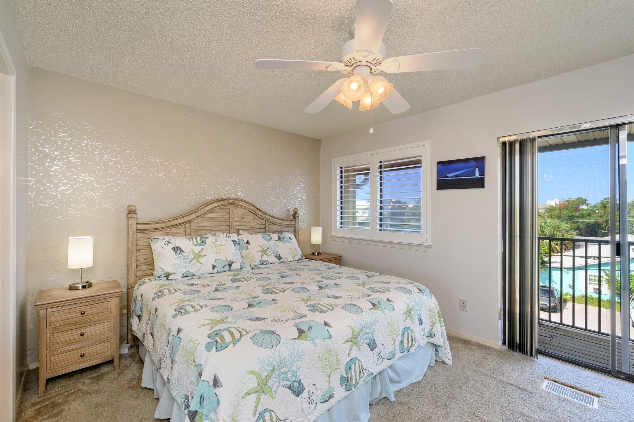 SANDPRINTS CONDO - Residential