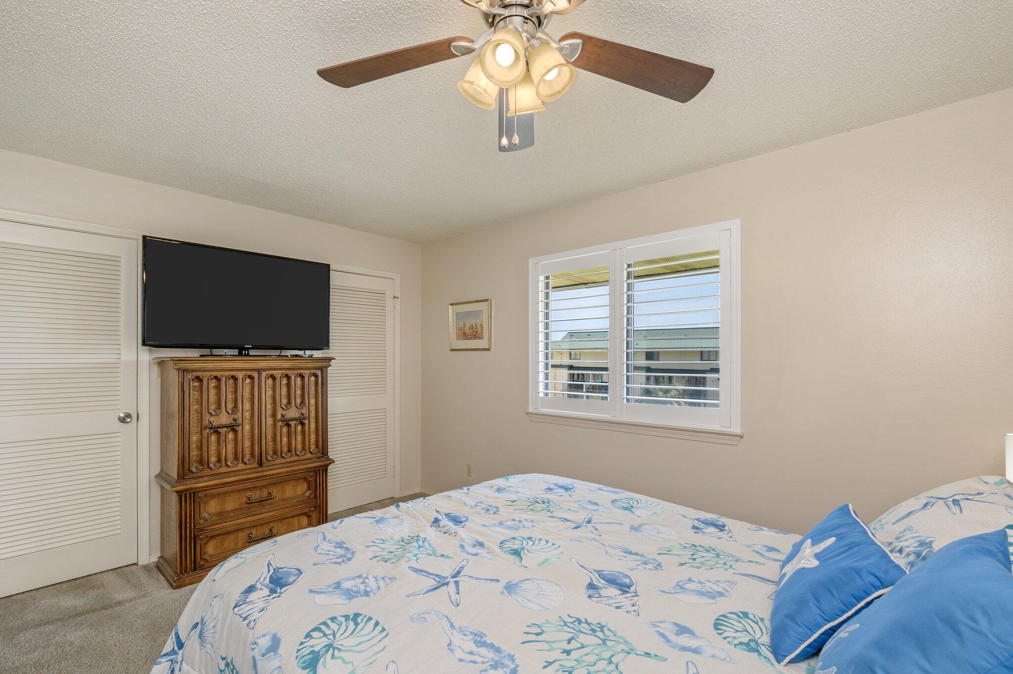 SANDPRINTS CONDO - Residential