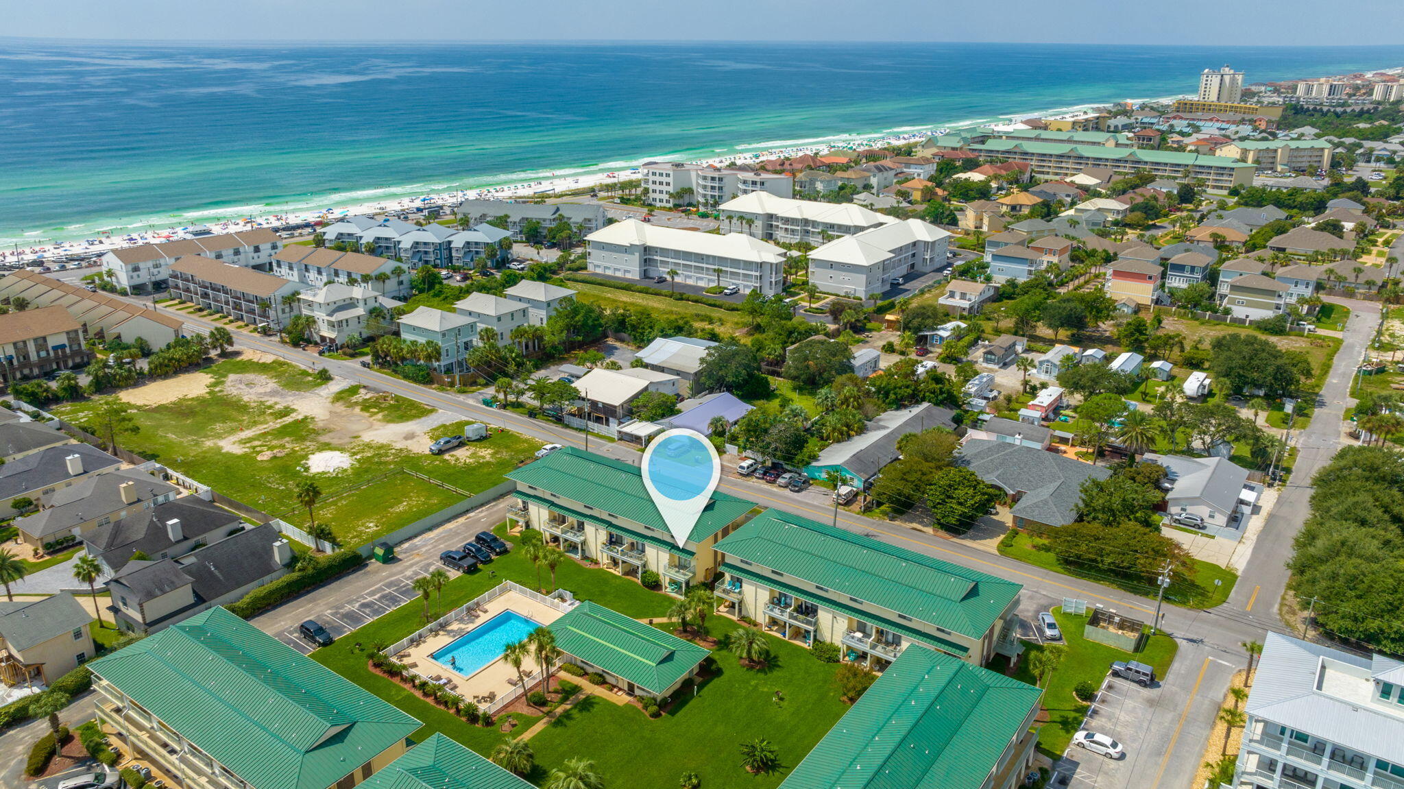 SANDPRINTS CONDO - Residential