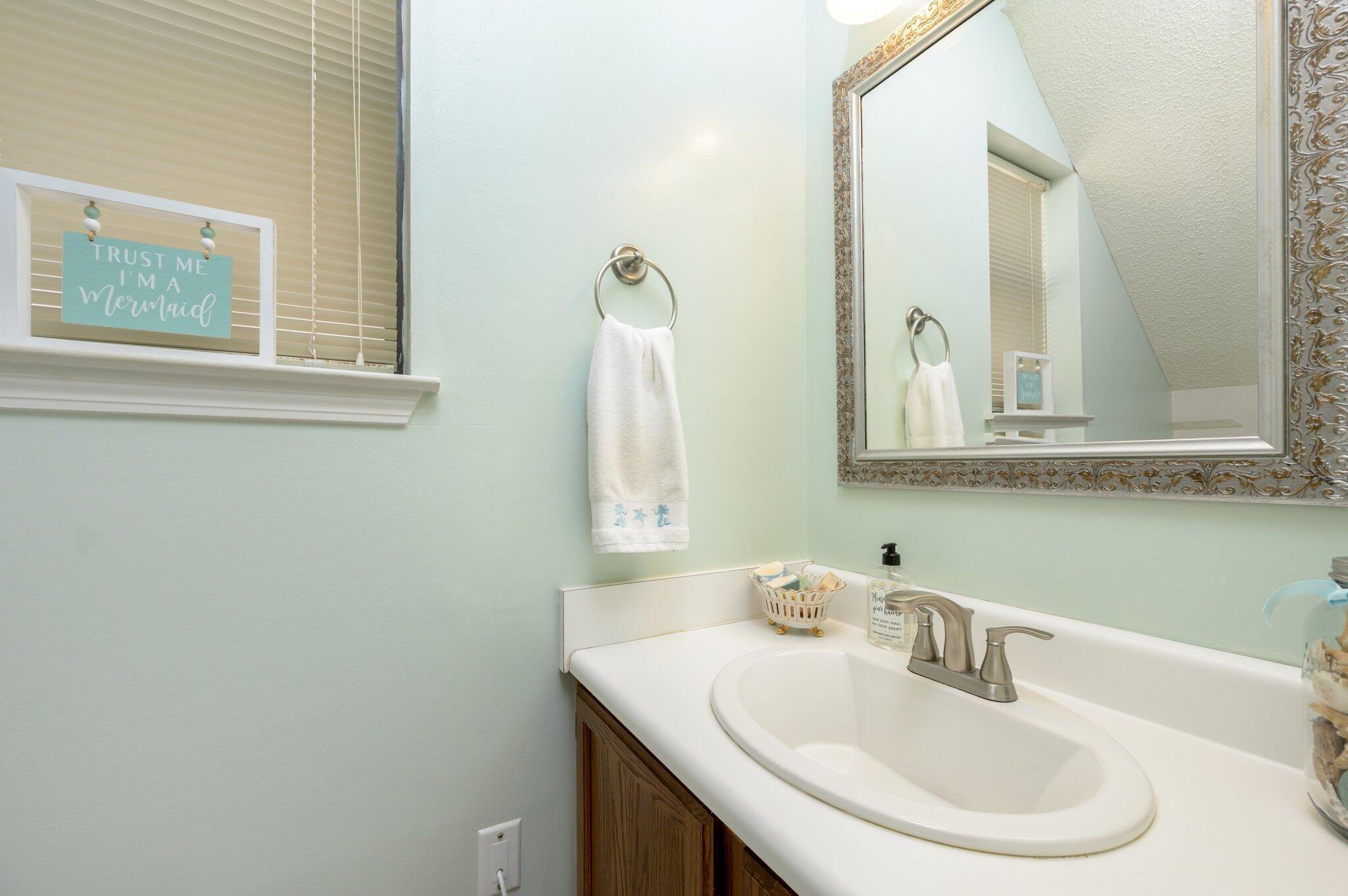 SANDPRINTS CONDO - Residential