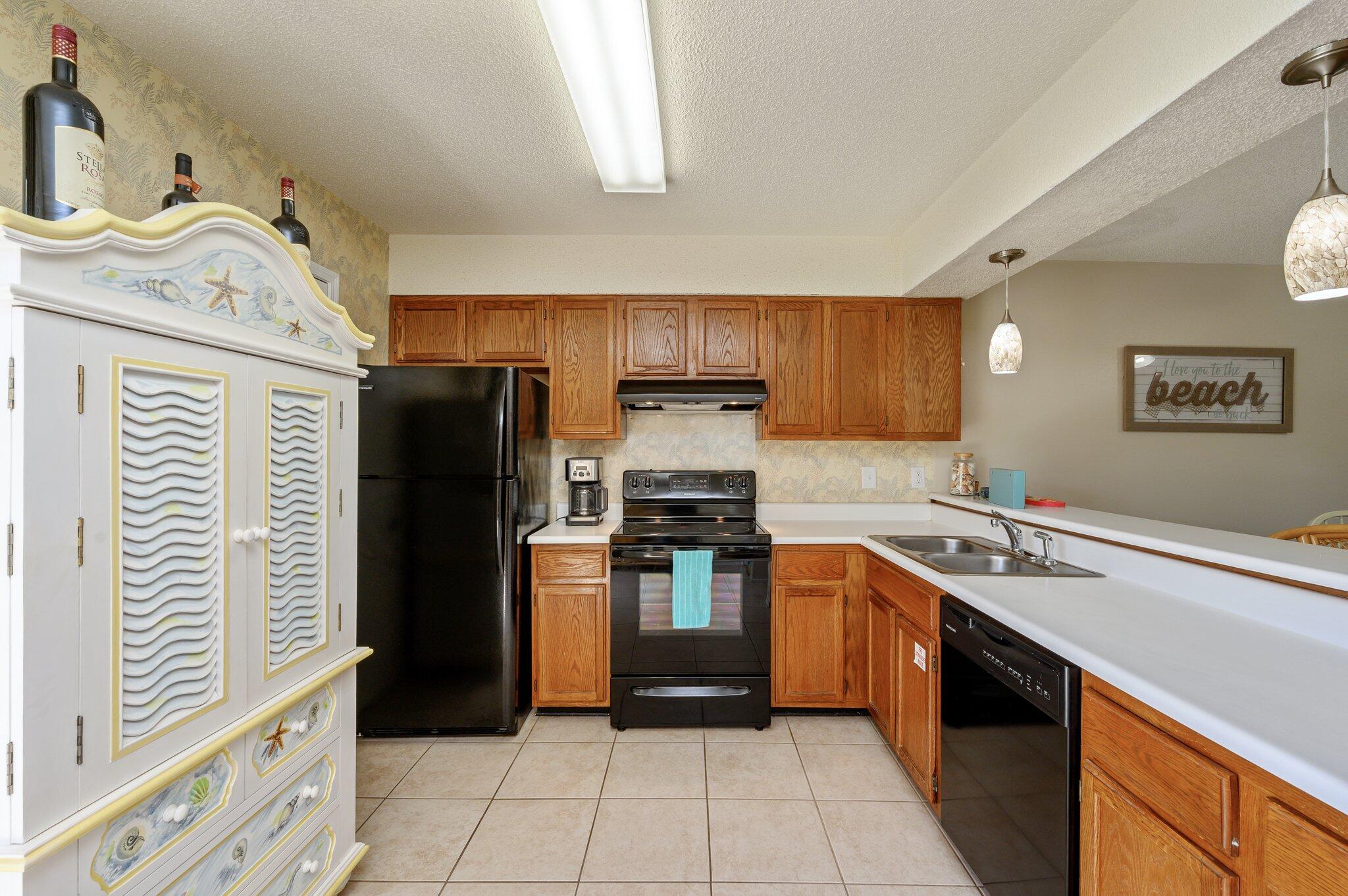 SANDPRINTS CONDO - Residential