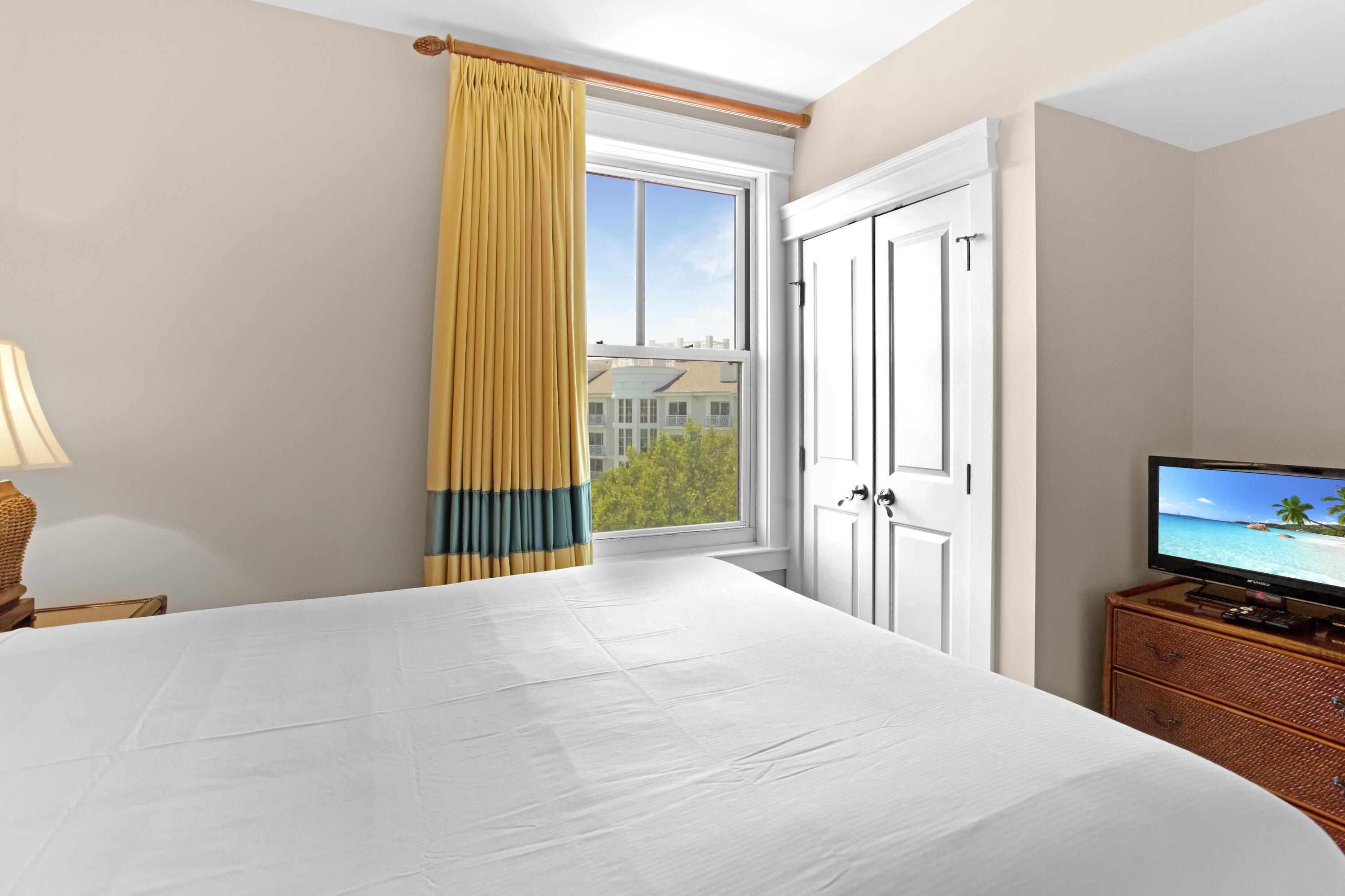 GRAND SANDESTIN - Residential Lease