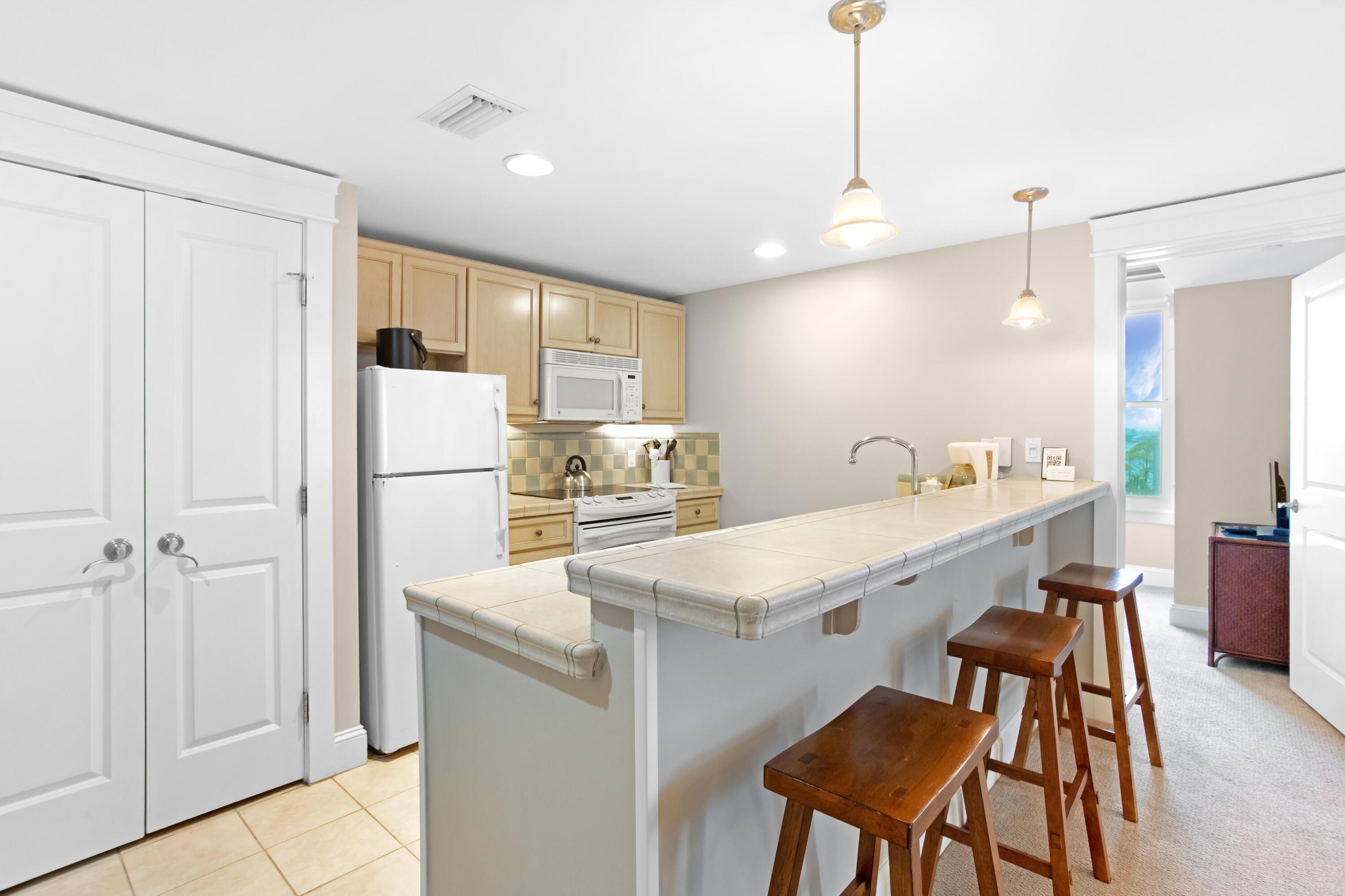 GRAND SANDESTIN - Residential Lease