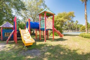 THE PALMS OF DESTIN - Residential Lease