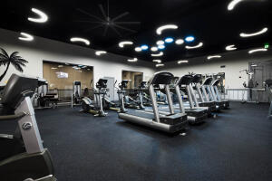 THE PALMS OF DESTIN - Residential Lease