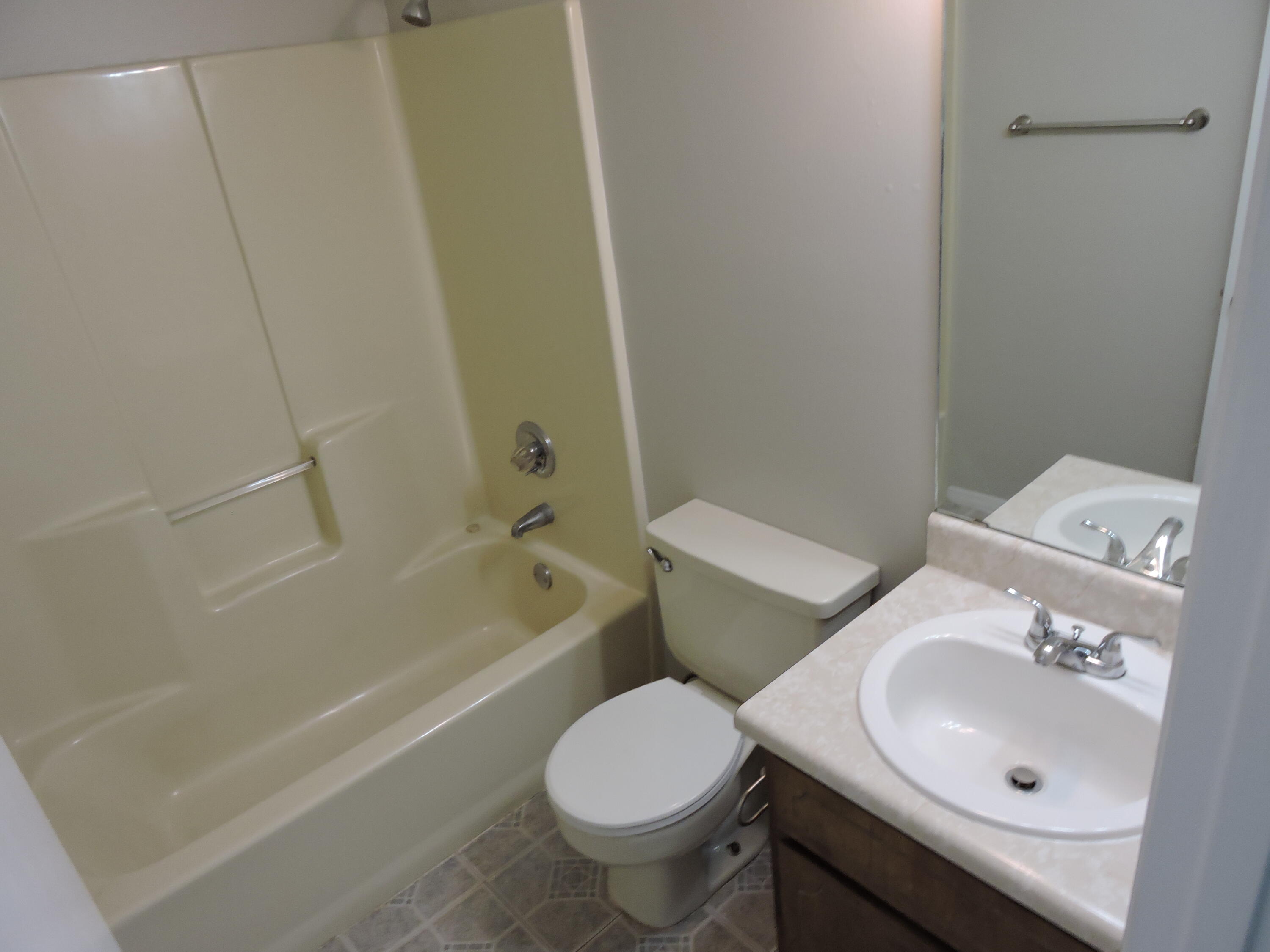 NORTHVIEW ESTATES - Residential Lease