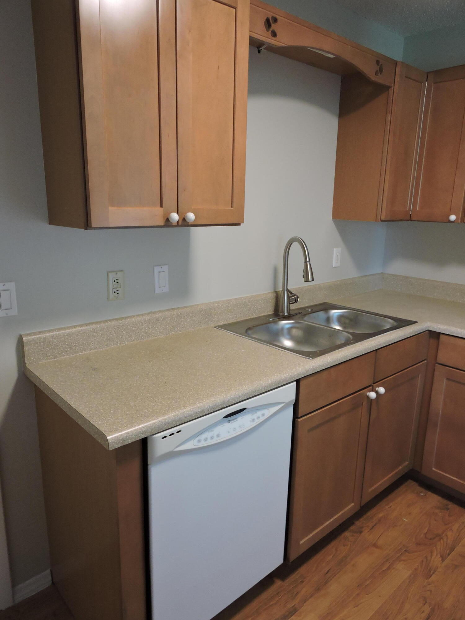 NORTHVIEW ESTATES - Residential Lease