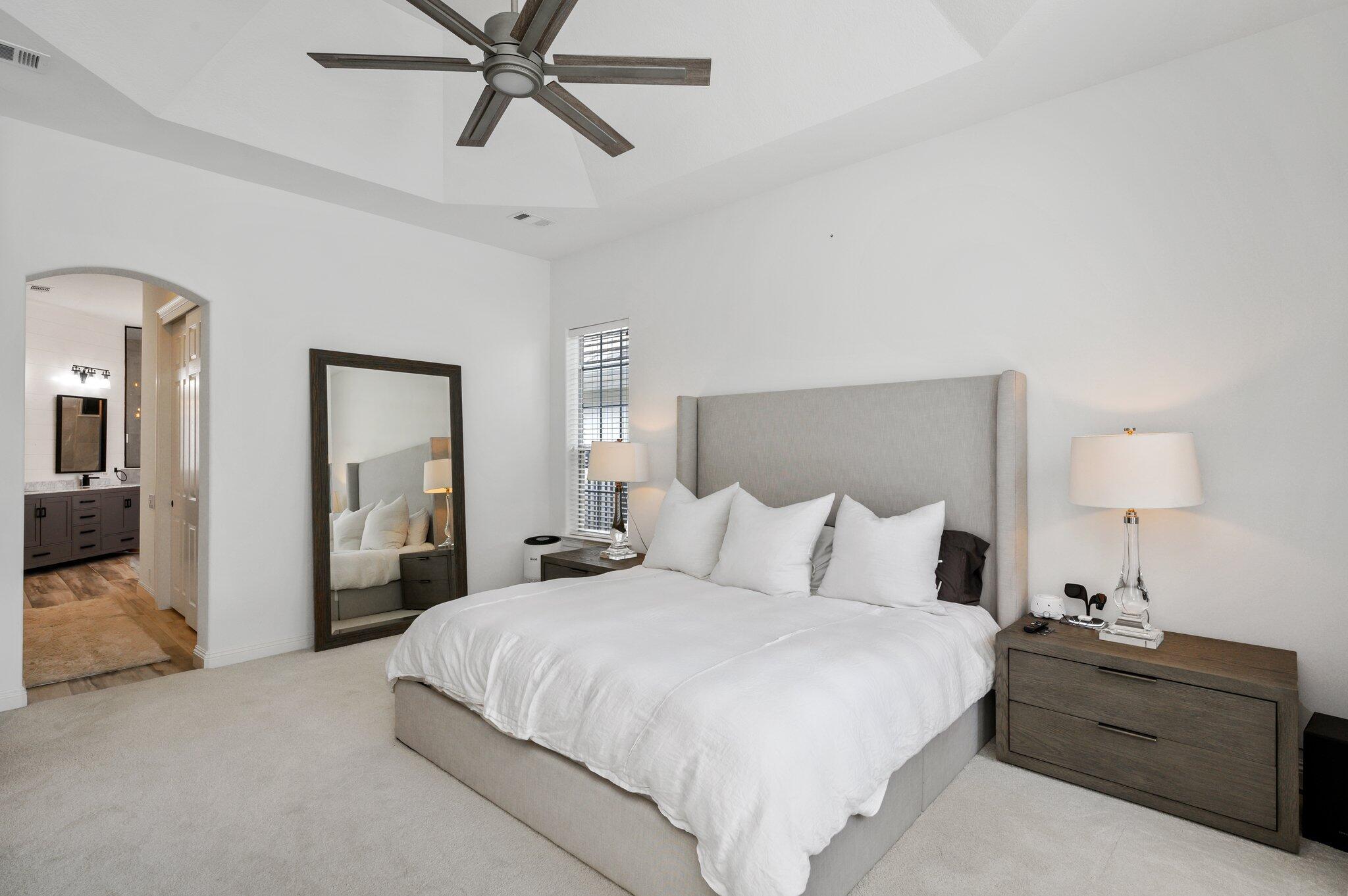 REGATTA BAY - Residential