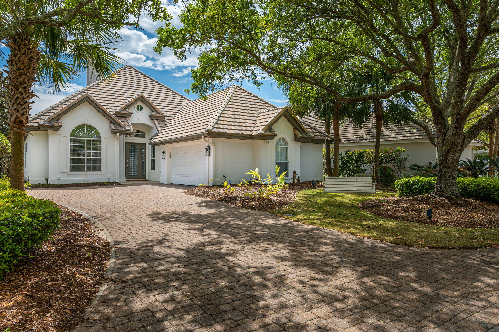 REGATTA BAY - Residential