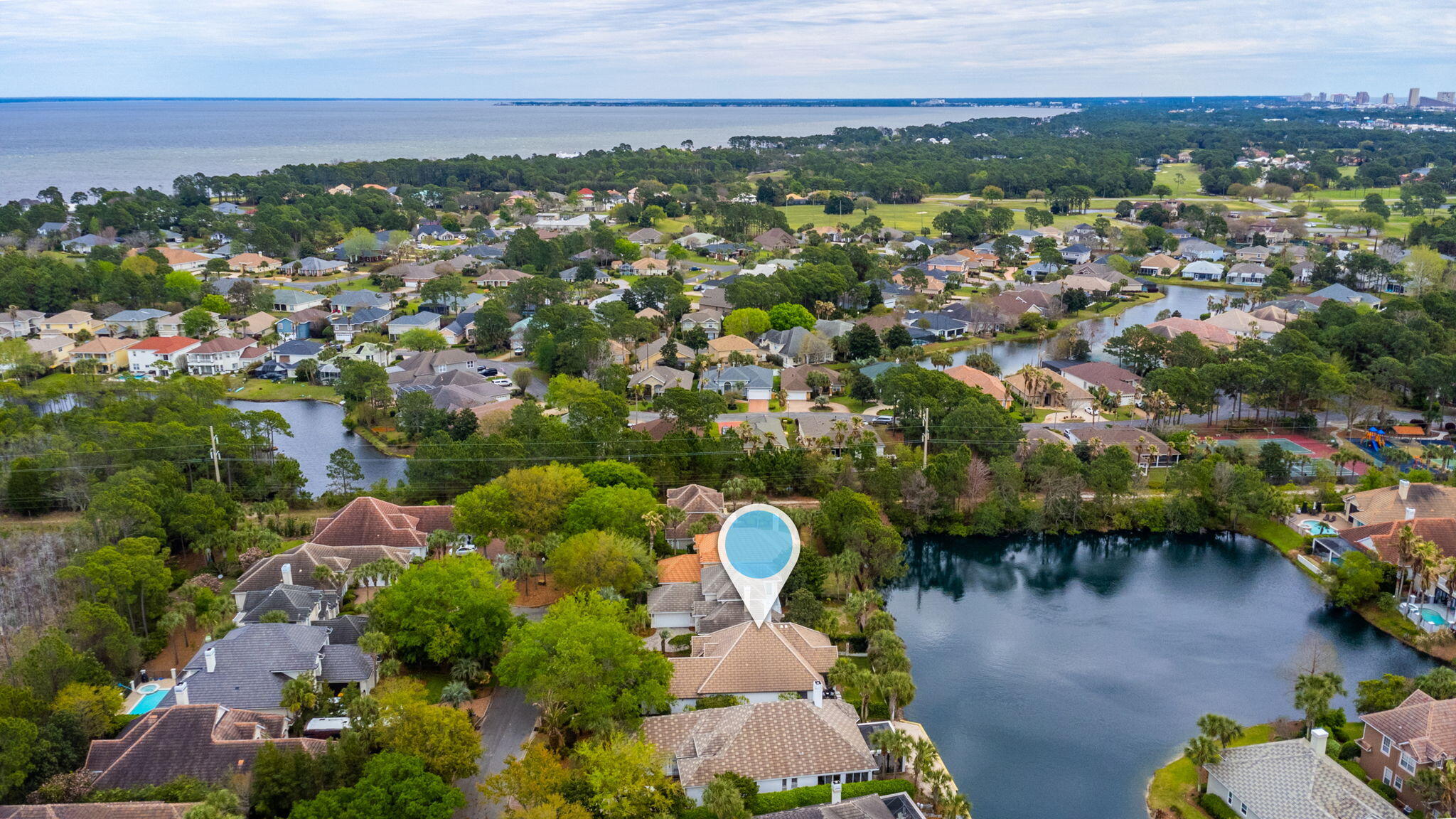 REGATTA BAY - Residential