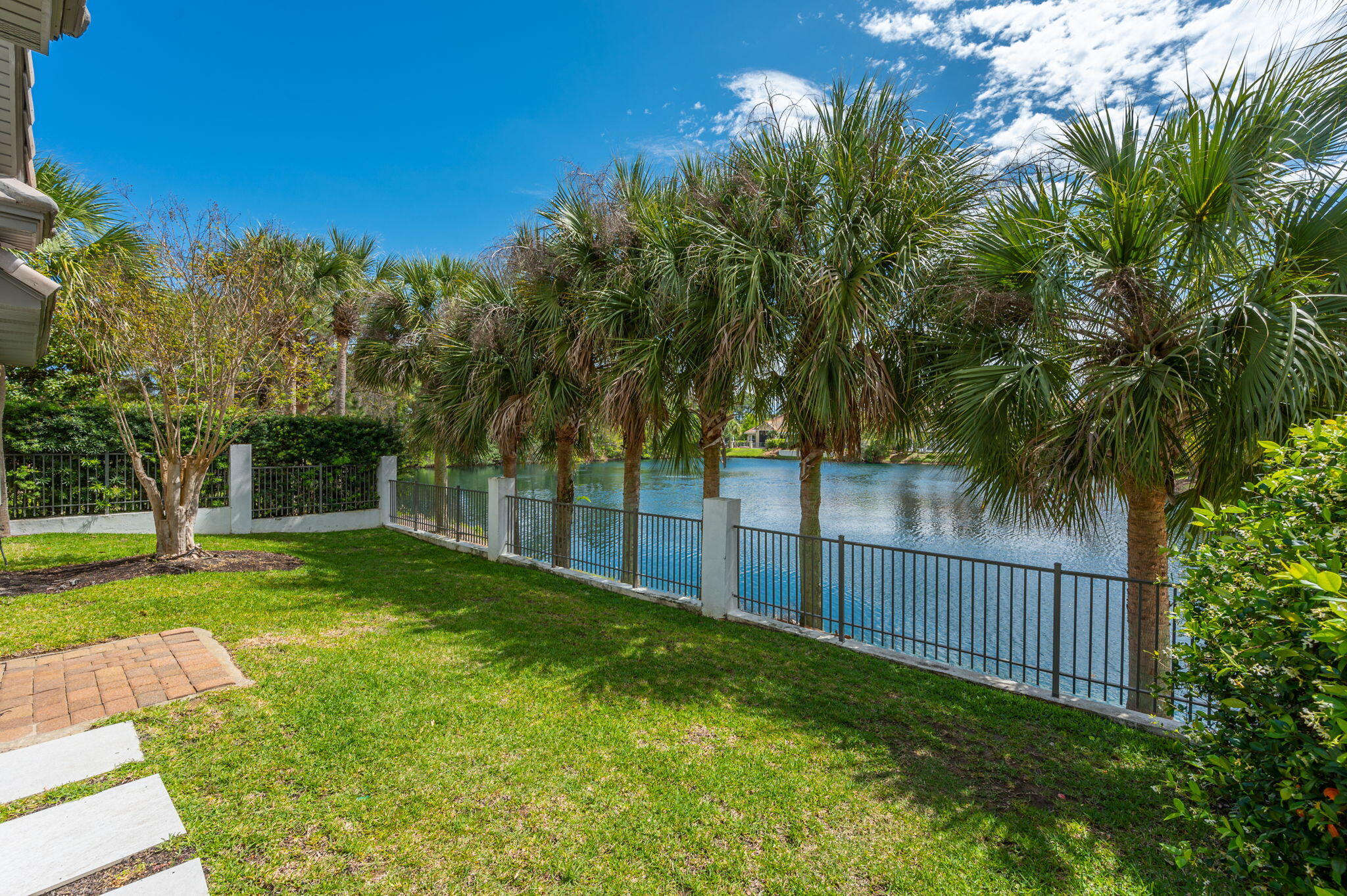 REGATTA BAY - Residential