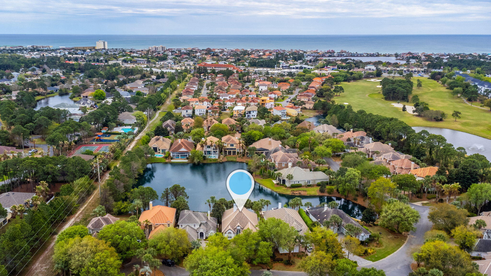 REGATTA BAY - Residential
