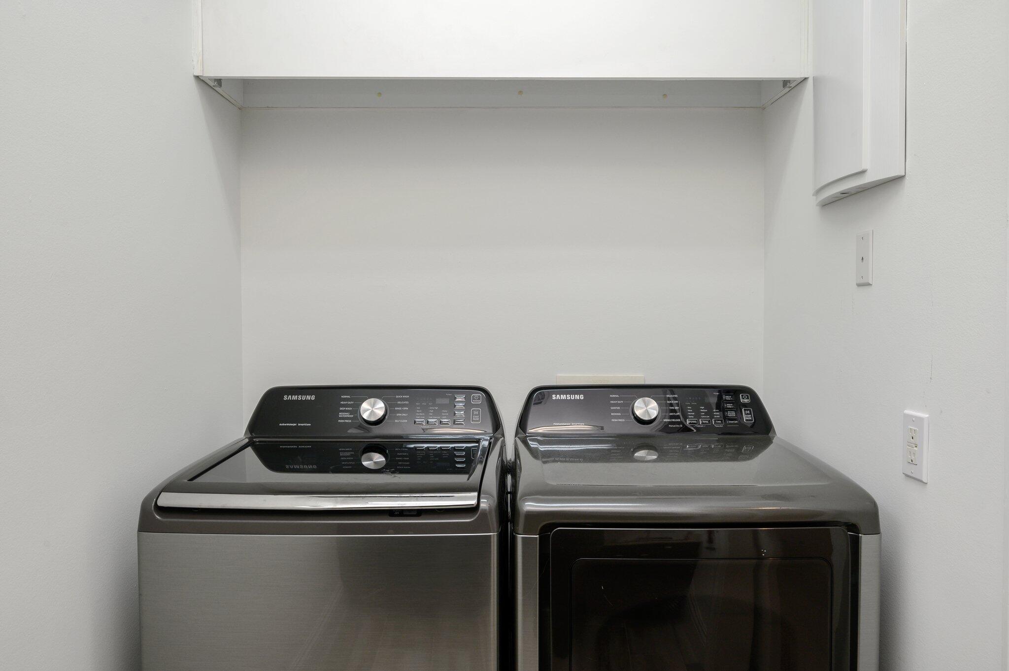 REGATTA BAY - Residential