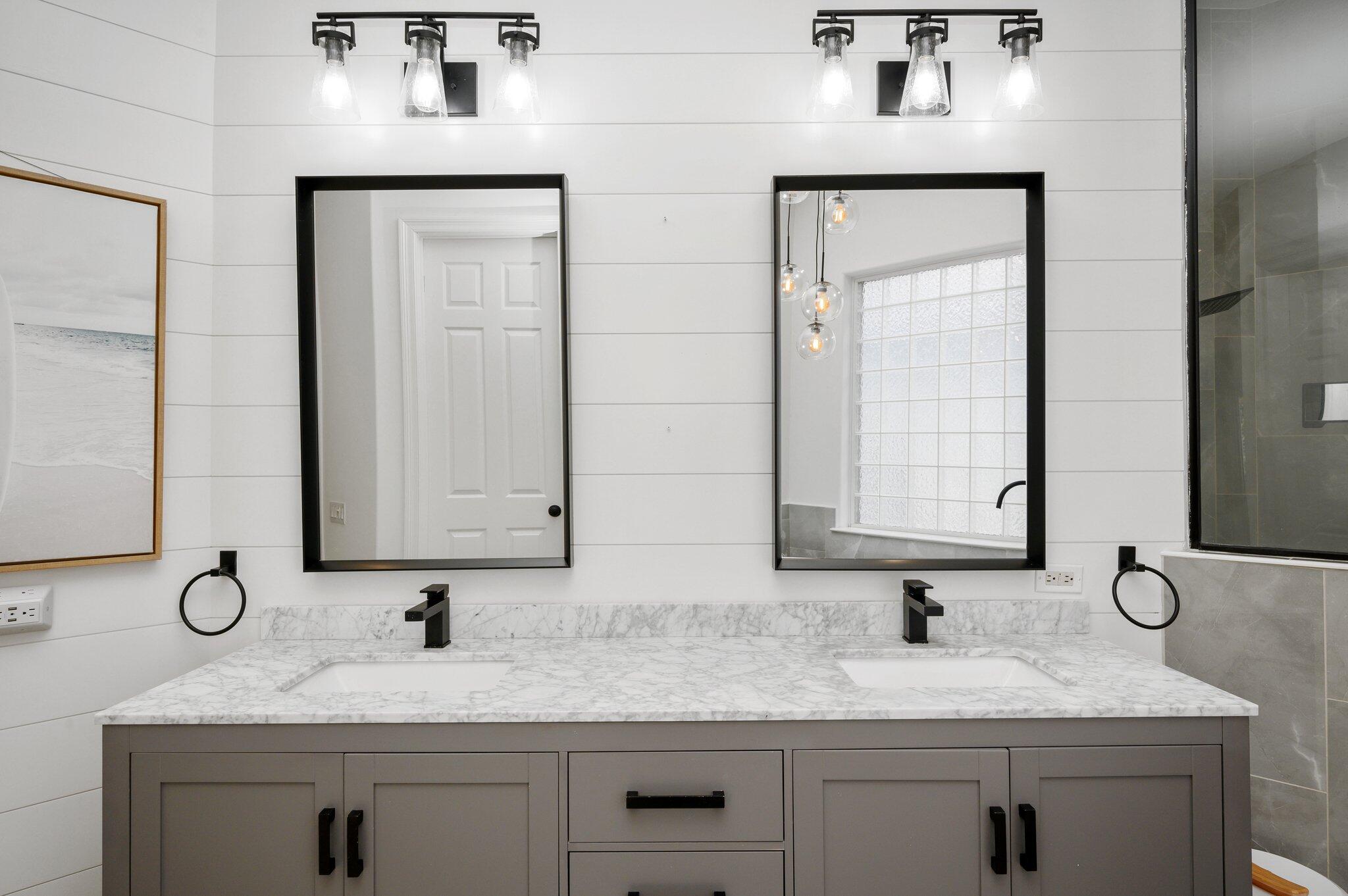 REGATTA BAY - Residential