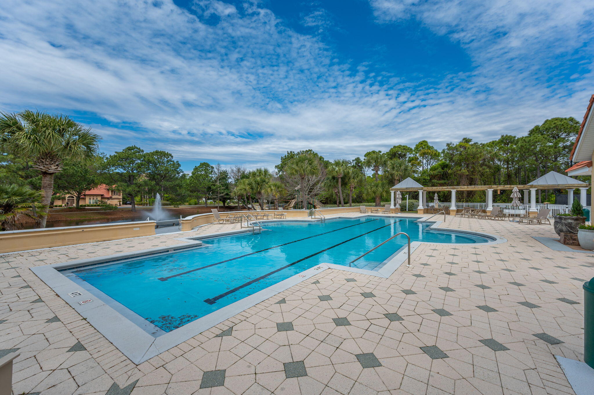 REGATTA BAY - Residential