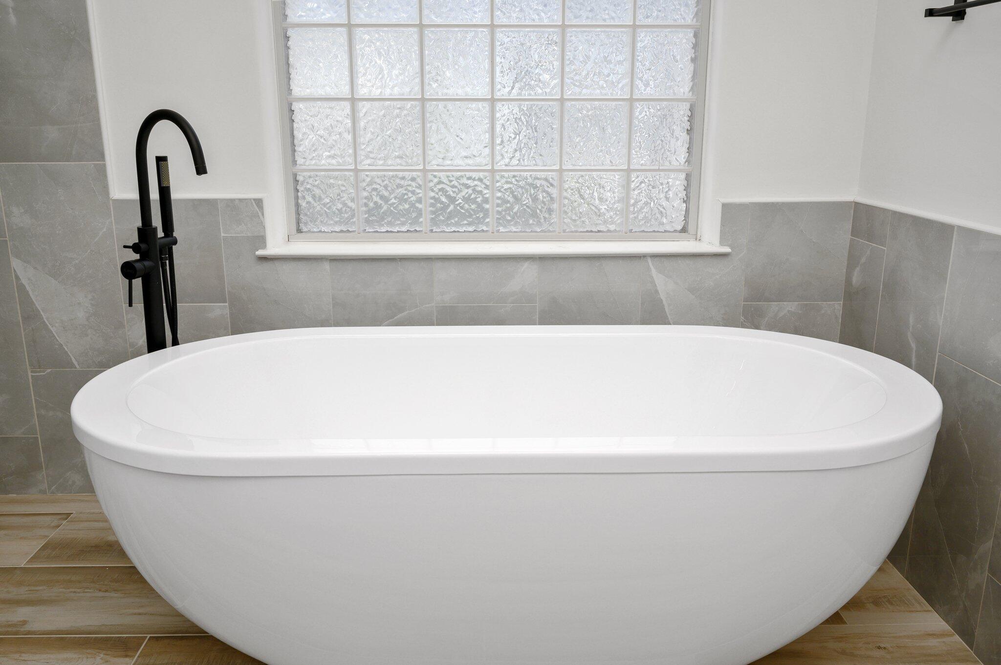 REGATTA BAY - Residential