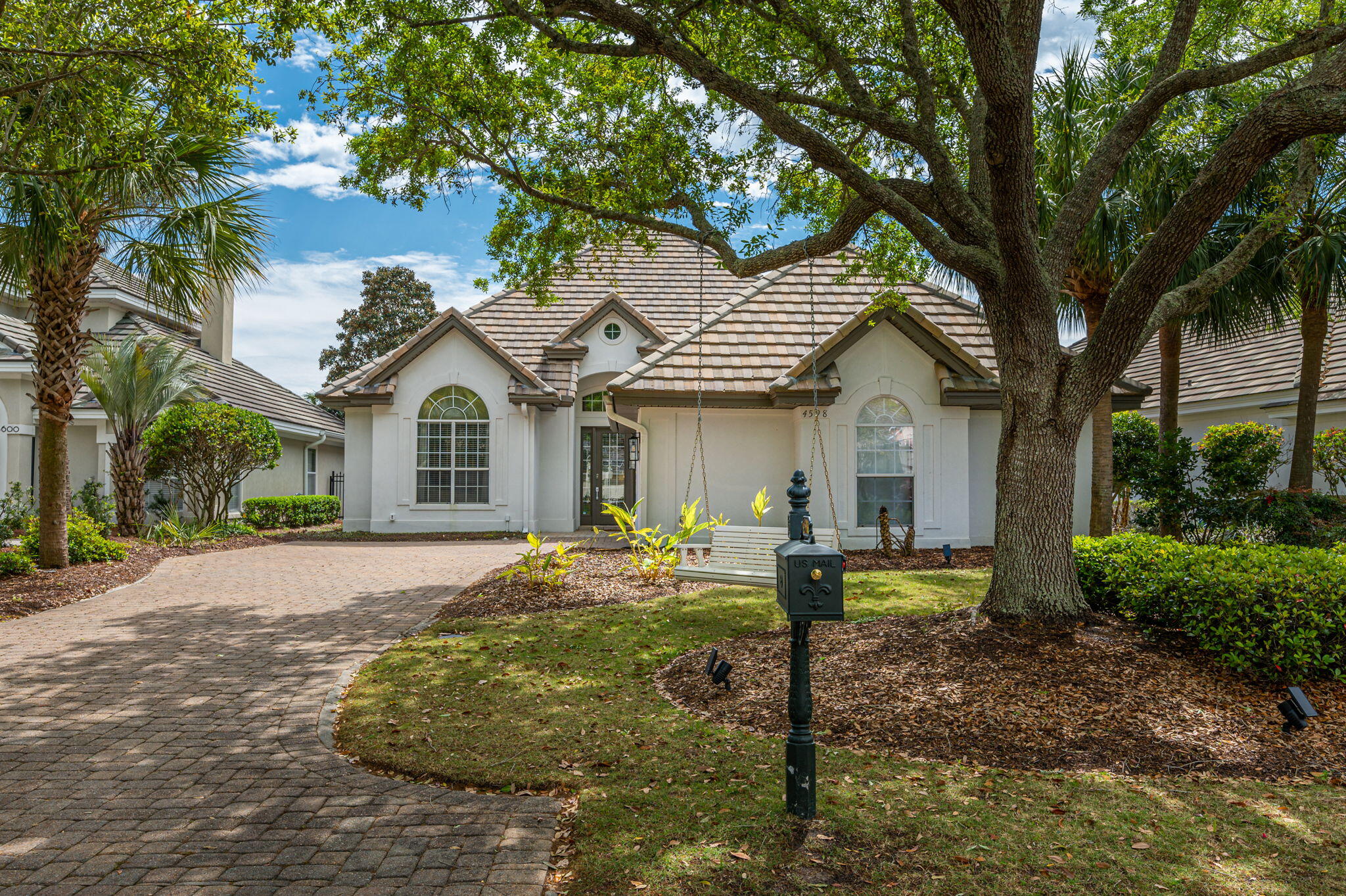 REGATTA BAY - Residential