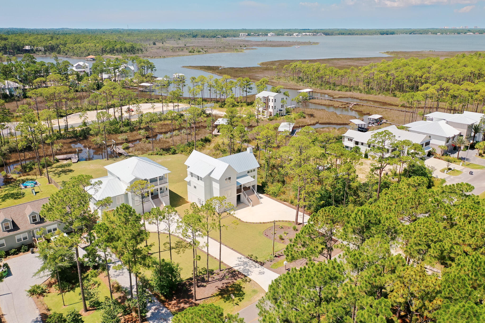121 W Nursery Road